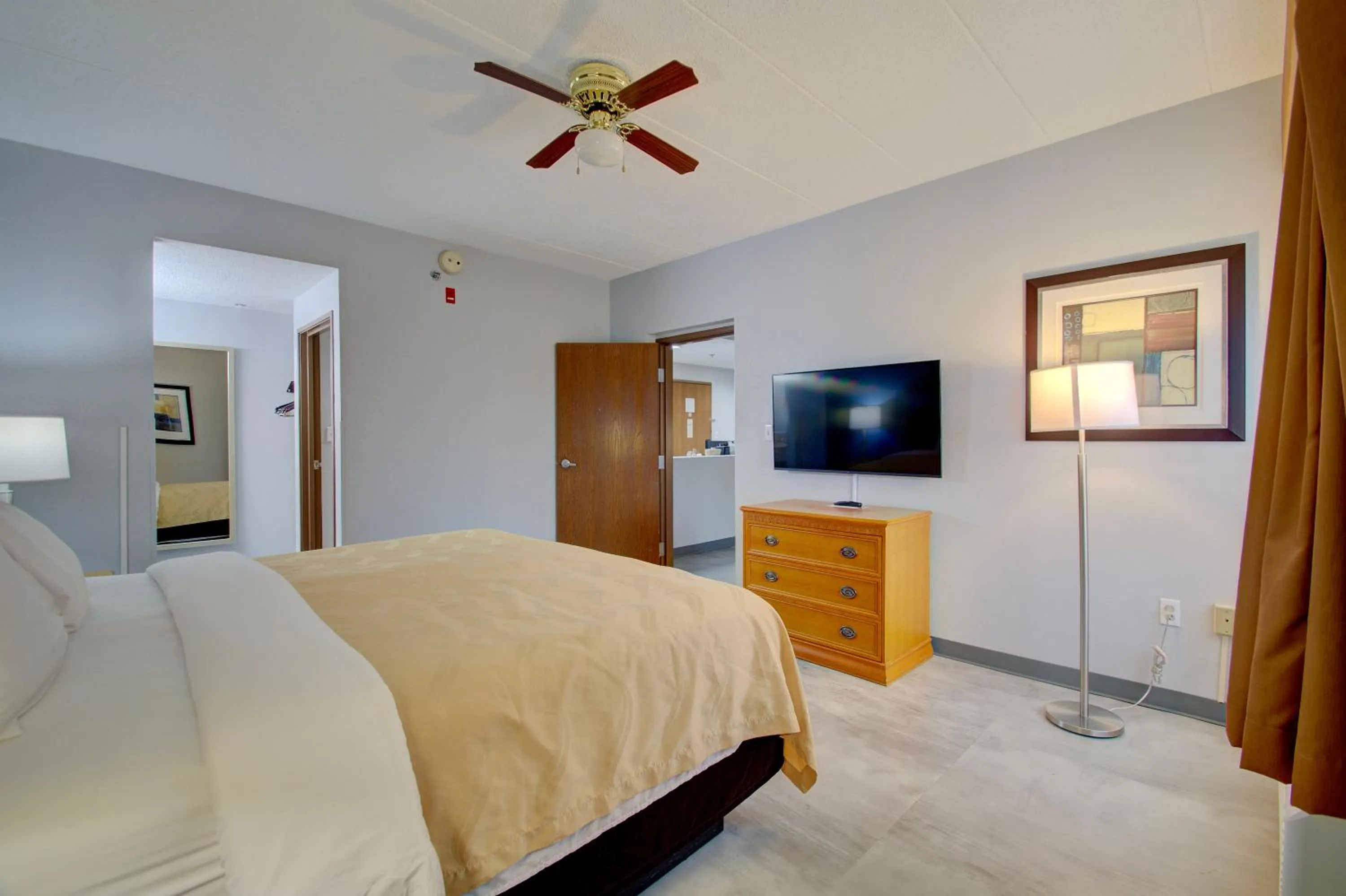 Bed in Quality Inn & Suites CVG Airport