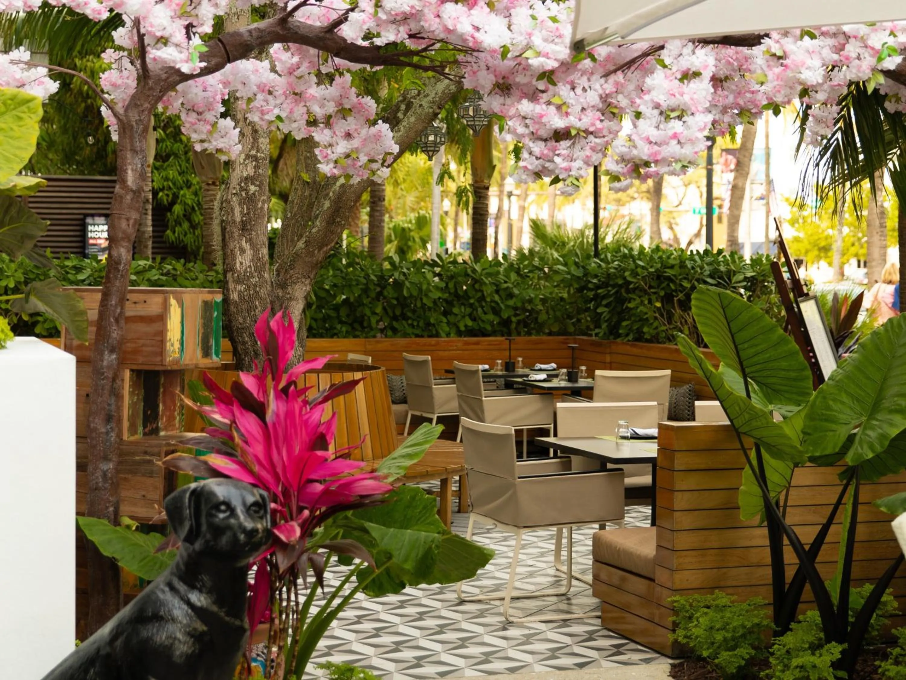 Restaurant/places to eat in Kimpton Angler’s Hotel South Beach by IHG