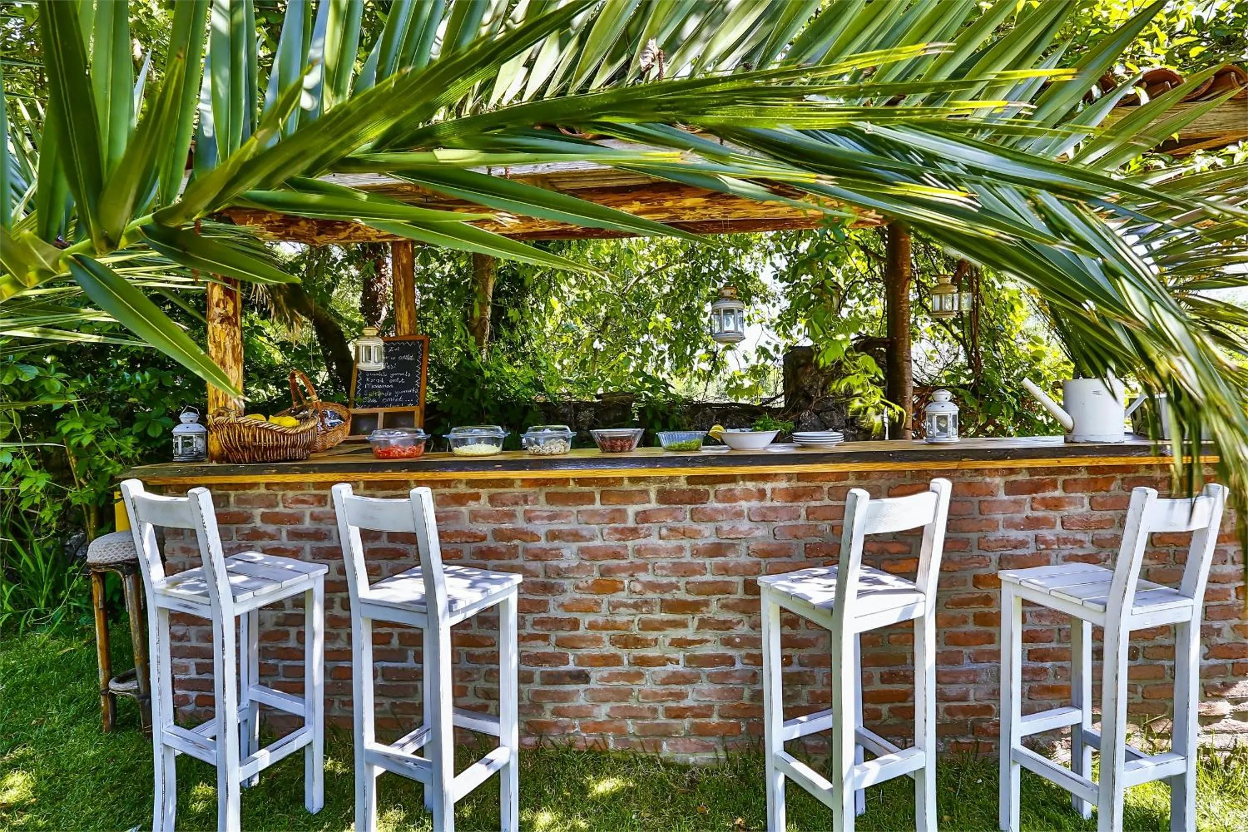 Garden in Tranquilla River Lodge