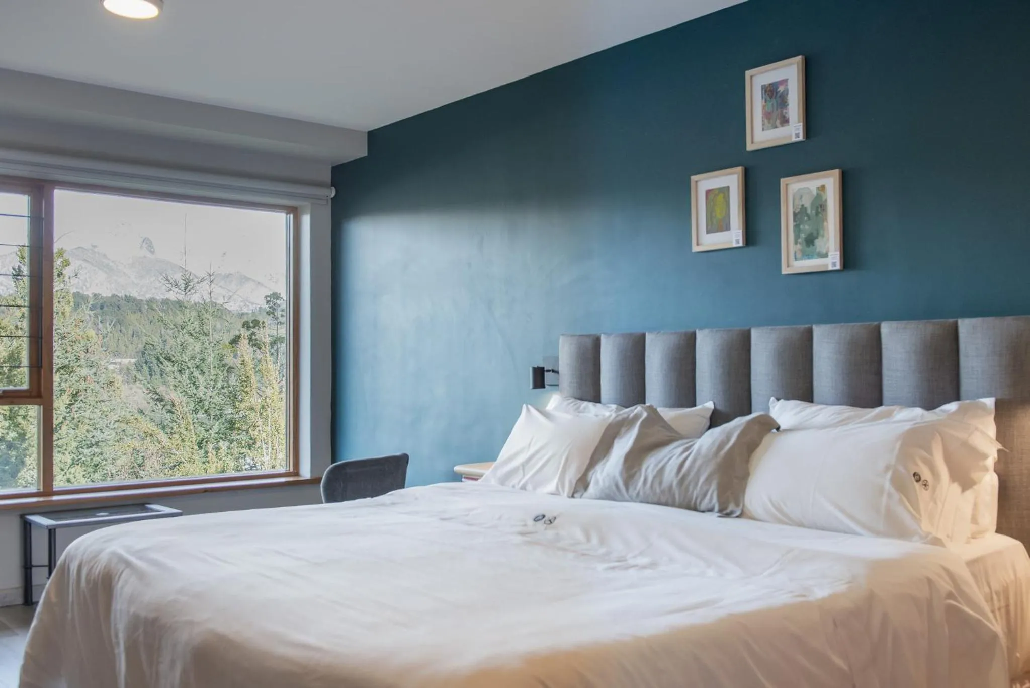 Bed in Peninsula Petit