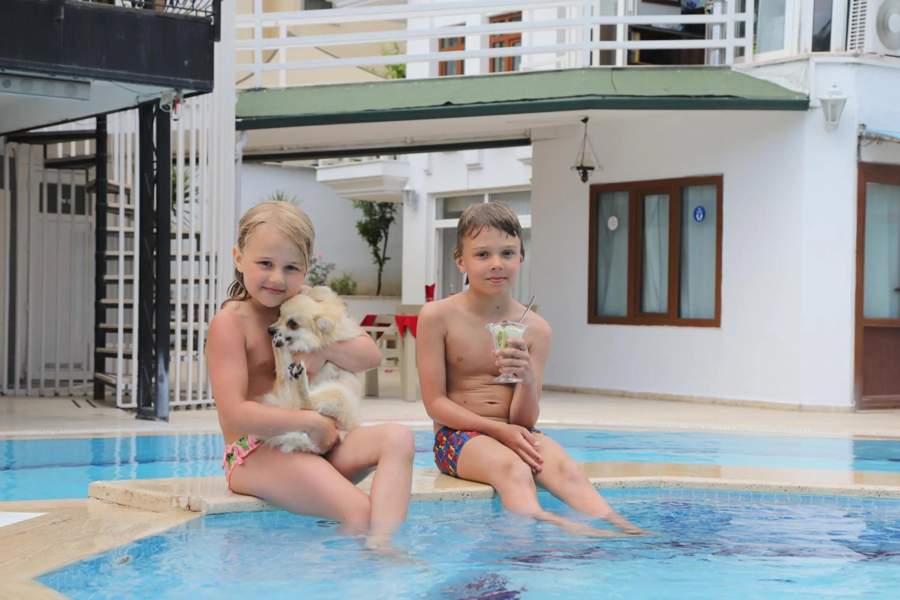 Castello Hotel & Aparts