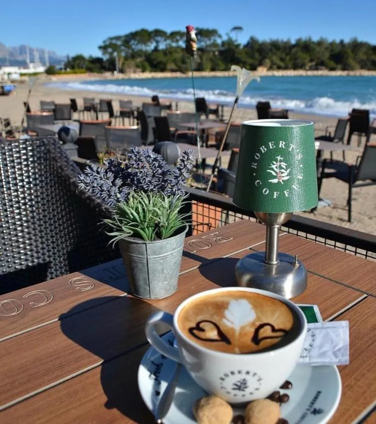 Castello Hotel & Aparts