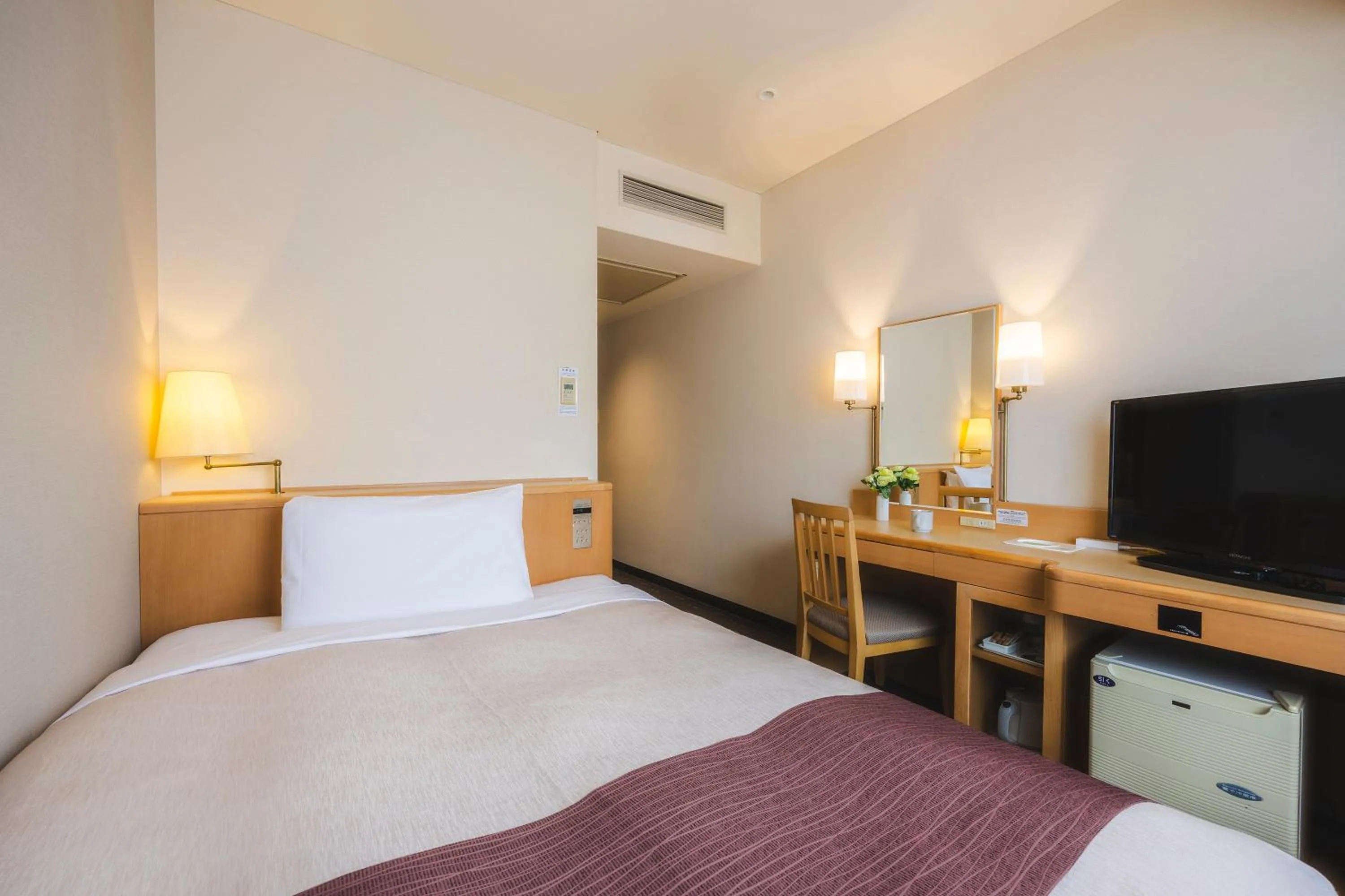 Bed in Tokyo Bay Ariake Washington Hotel