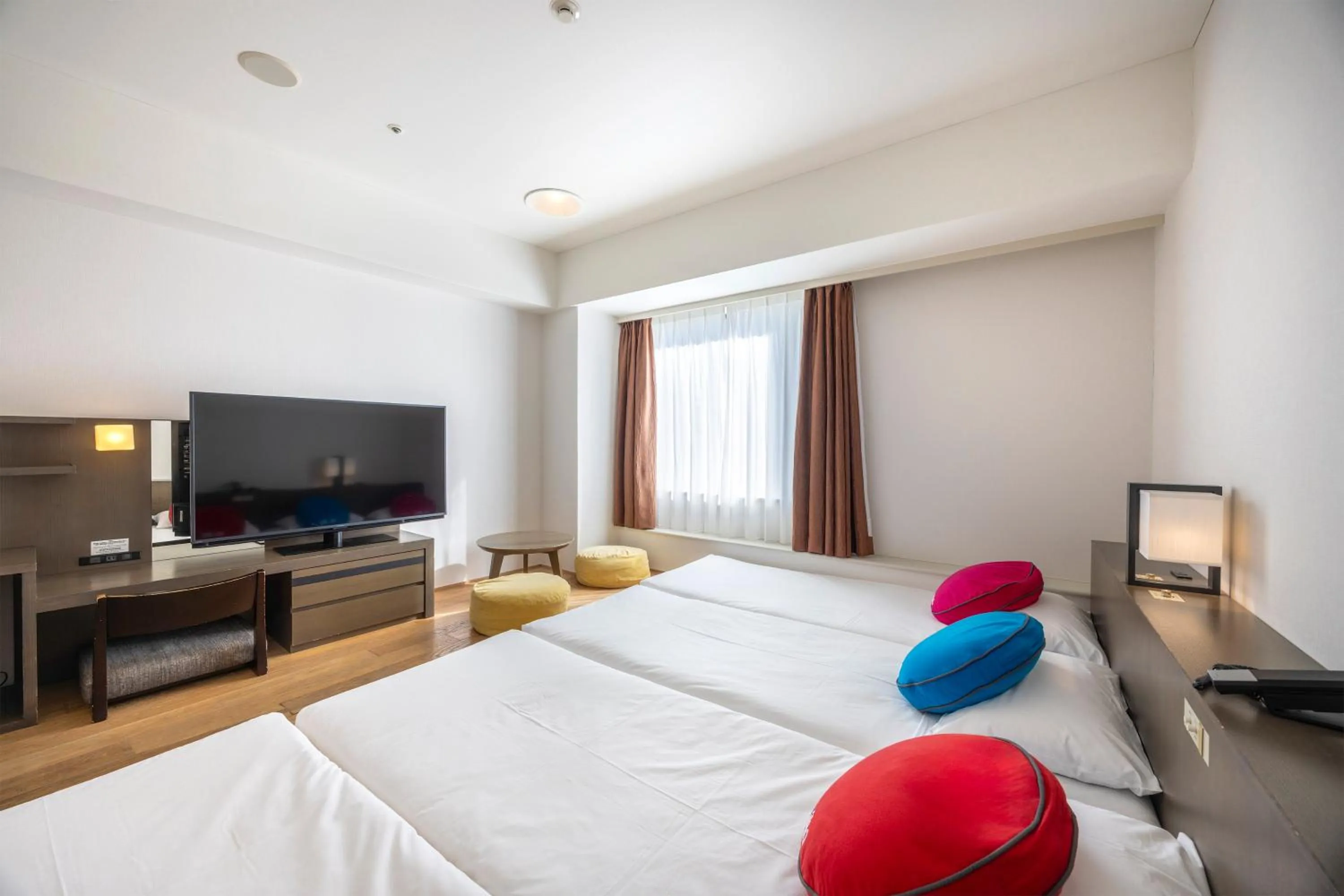 Bed in Tokyo Bay Ariake Washington Hotel