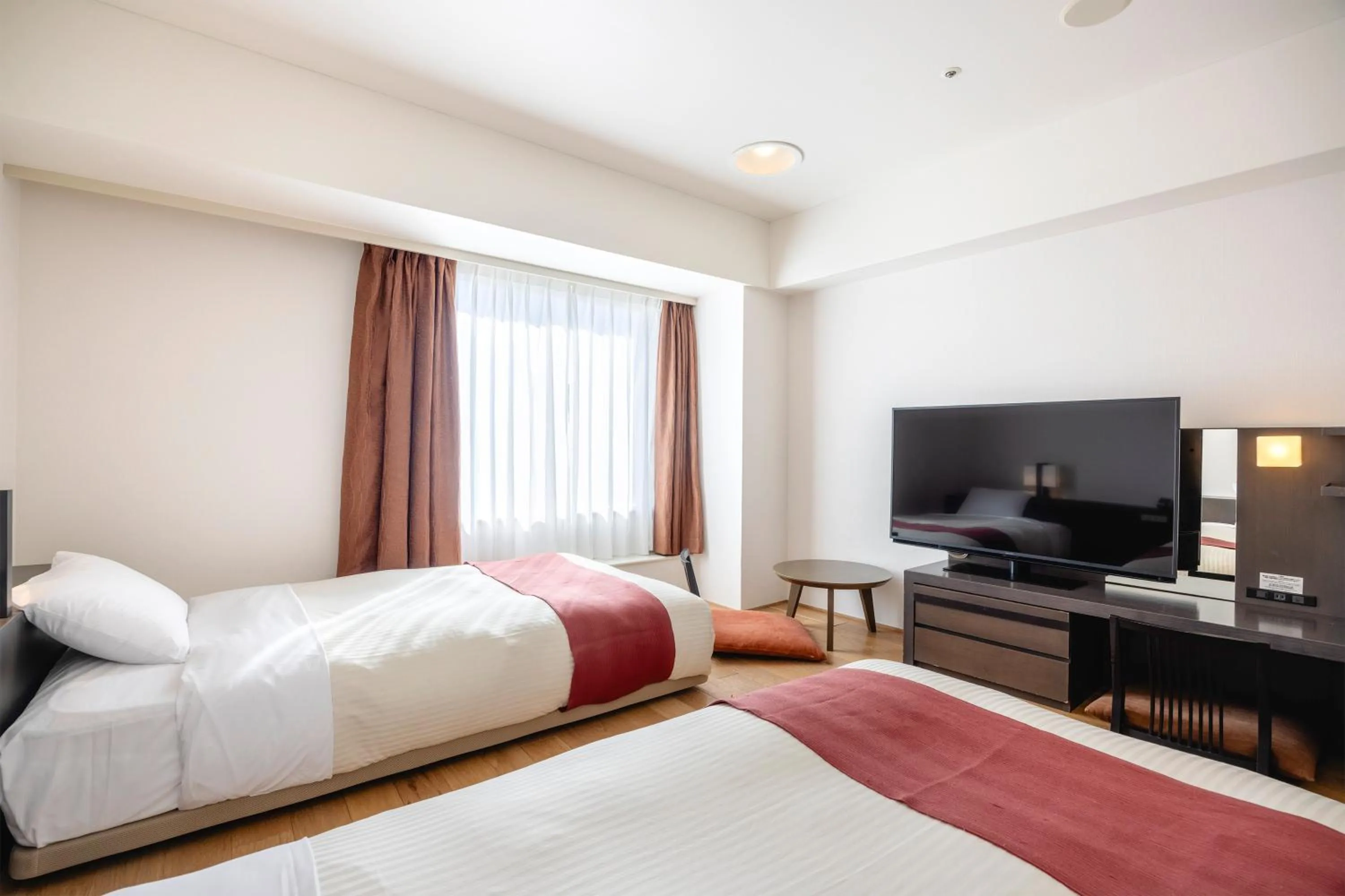 Bed in Tokyo Bay Ariake Washington Hotel