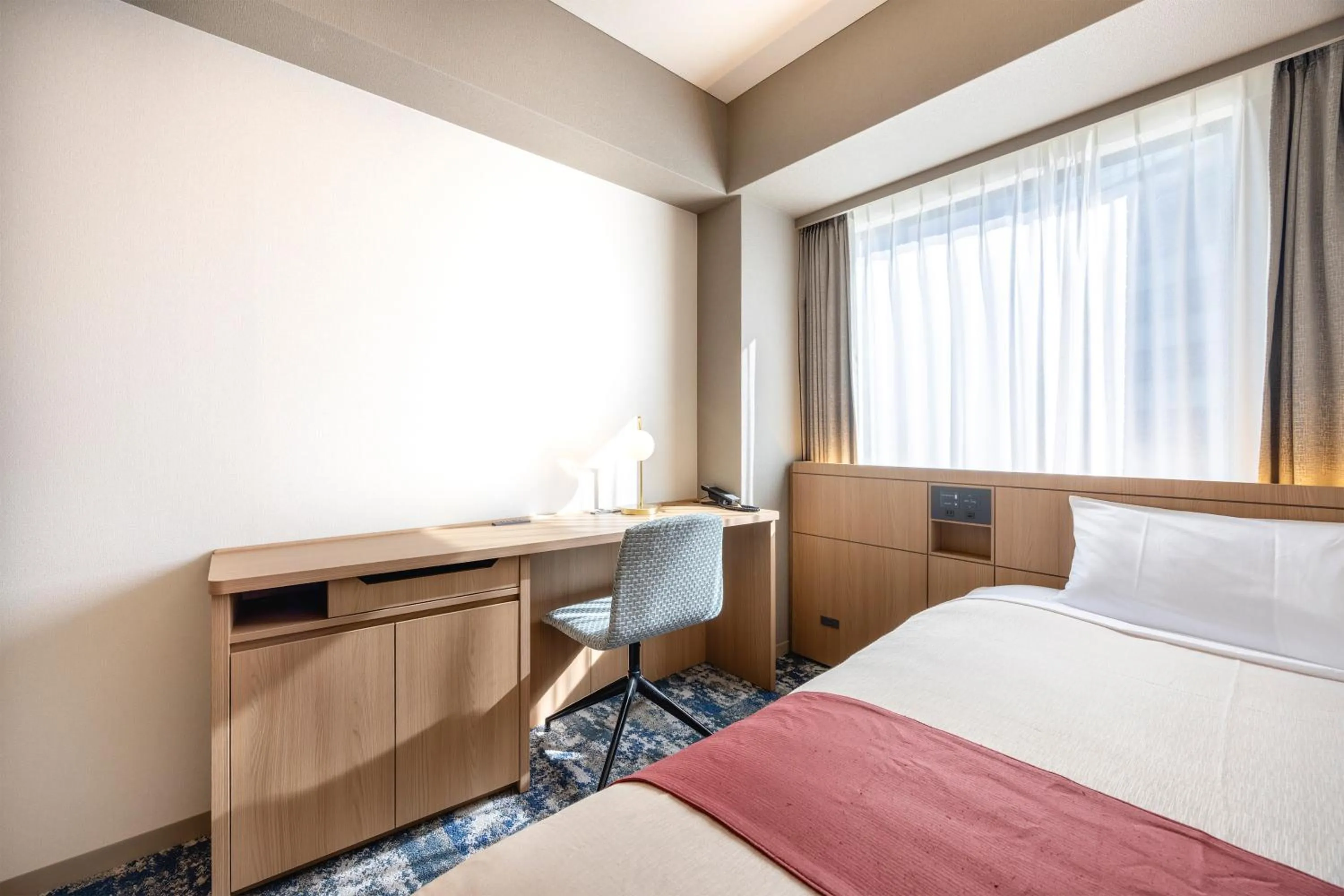 Bed in Tokyo Bay Ariake Washington Hotel