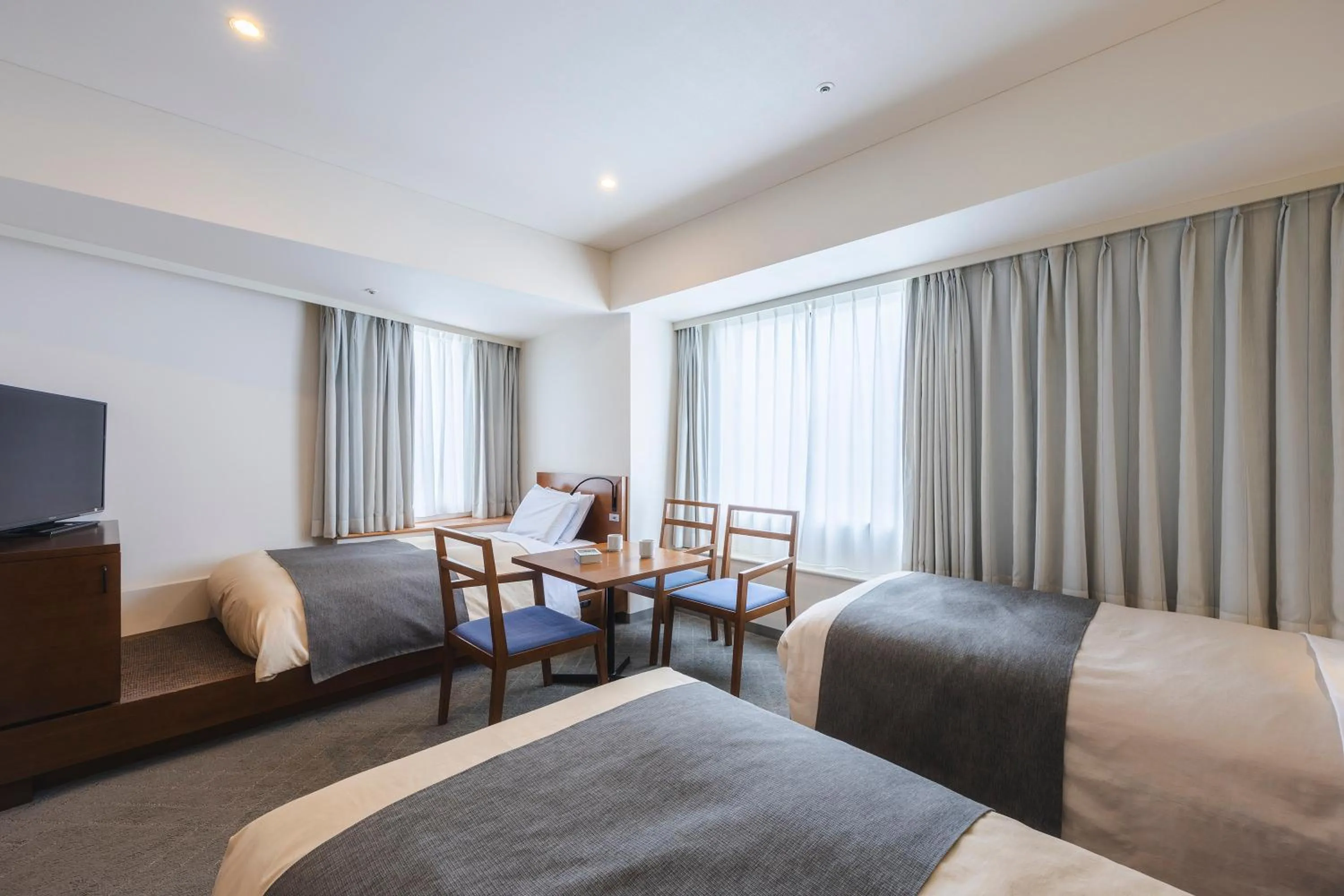 Bed in Tokyo Bay Ariake Washington Hotel