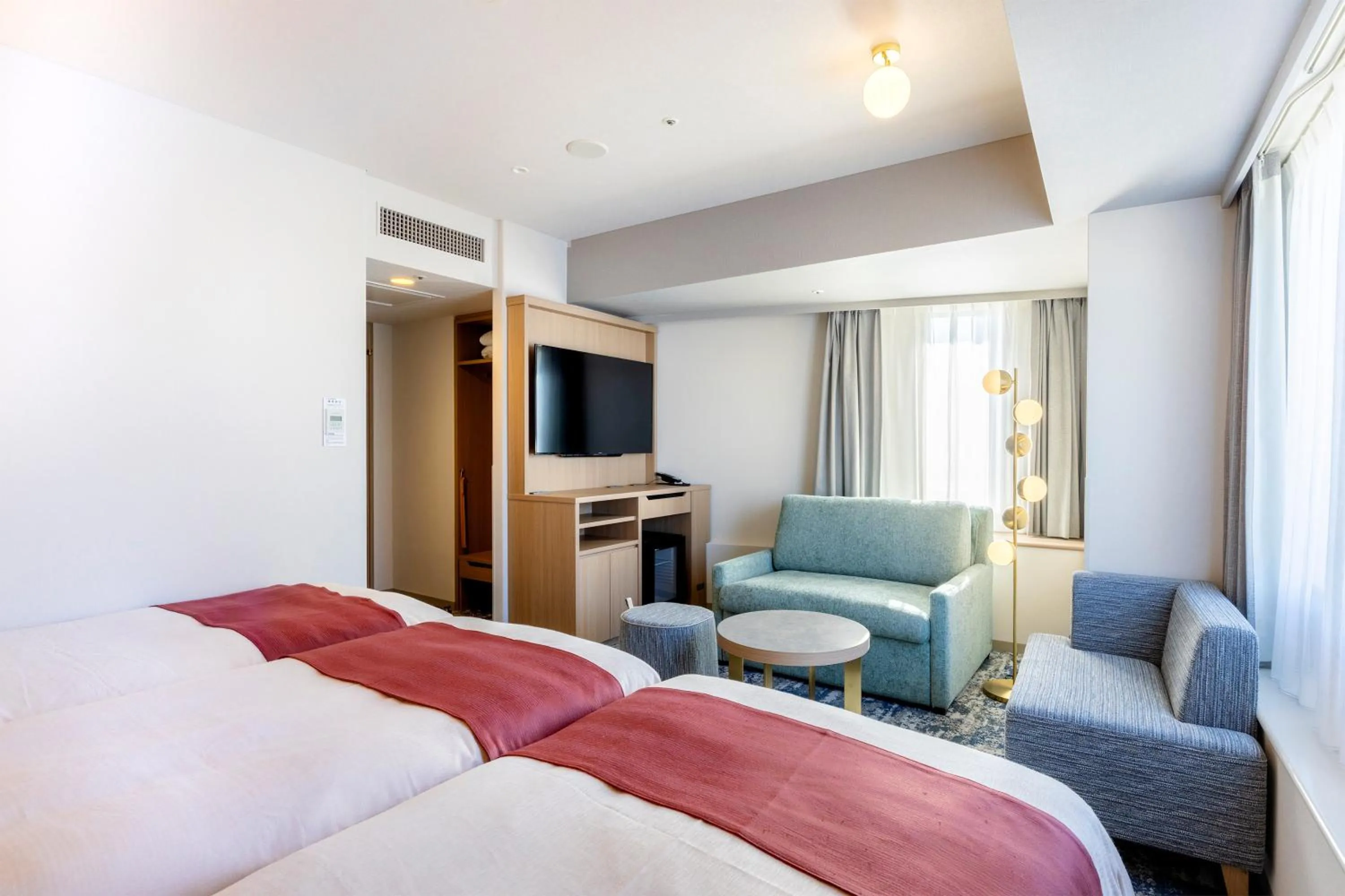 Bed in Tokyo Bay Ariake Washington Hotel