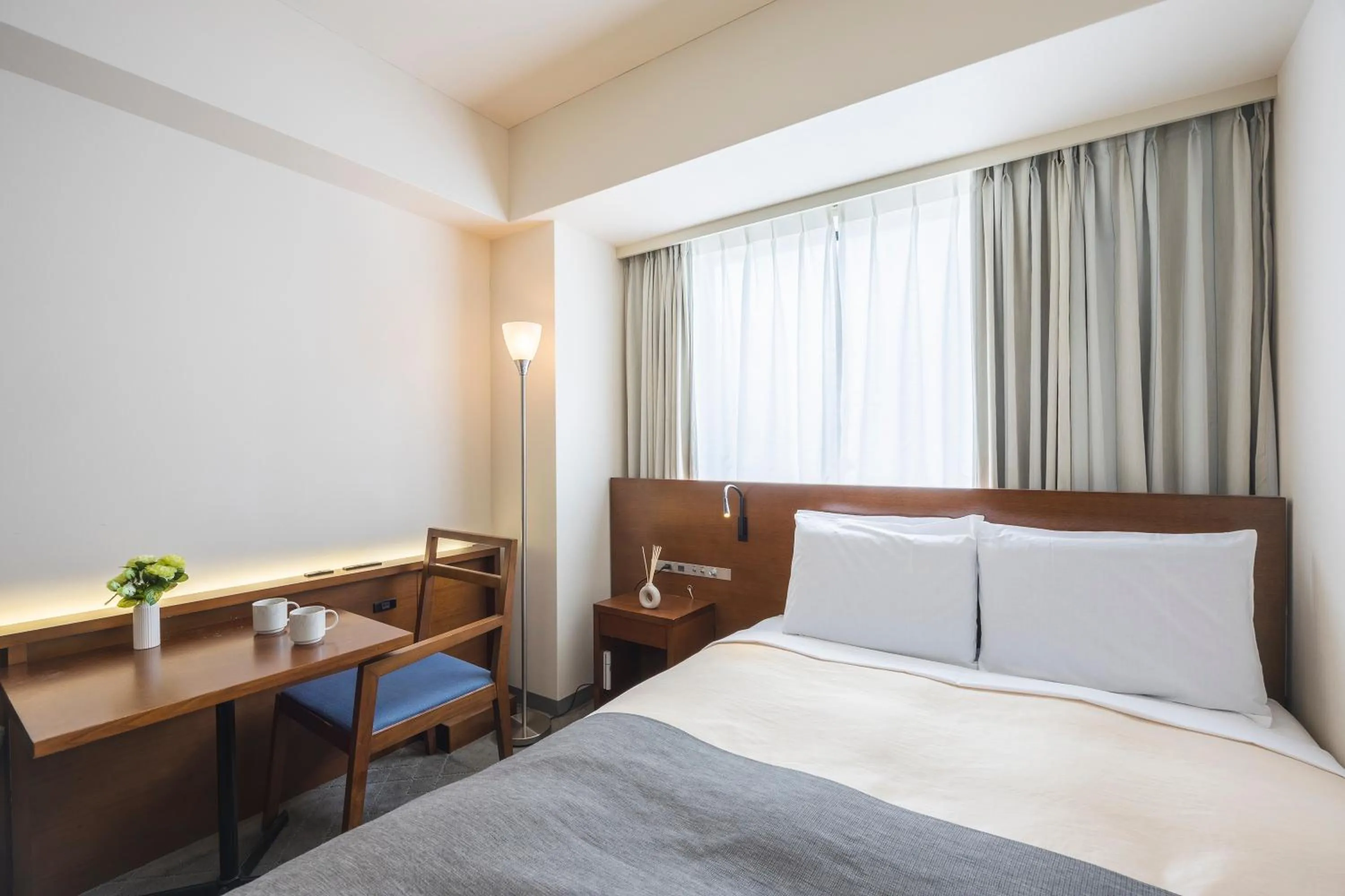 Bed in Tokyo Bay Ariake Washington Hotel