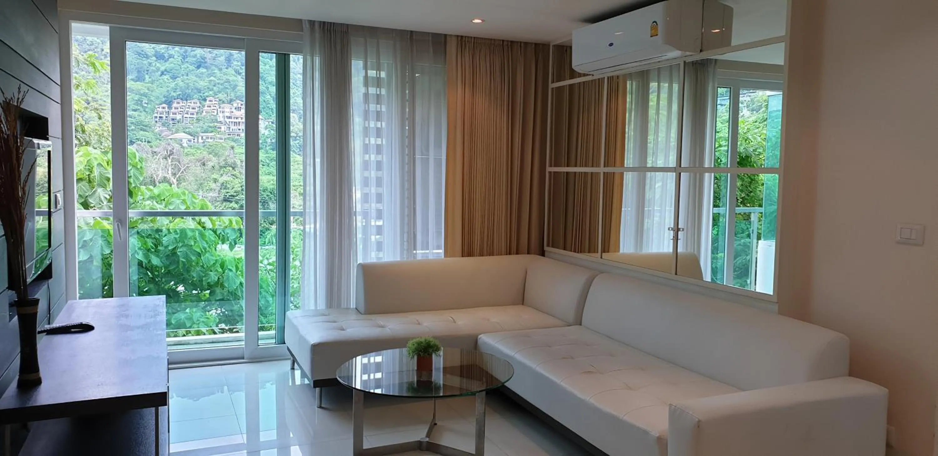 Living room in The Baycliff Residences