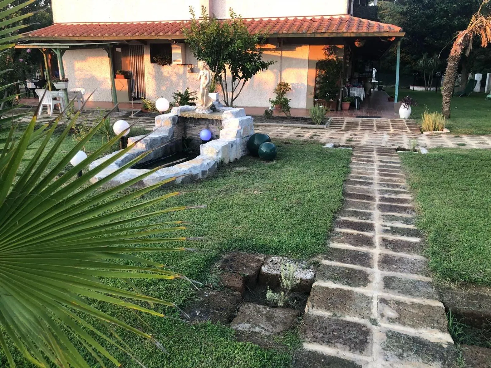 Day in Villa Isabella