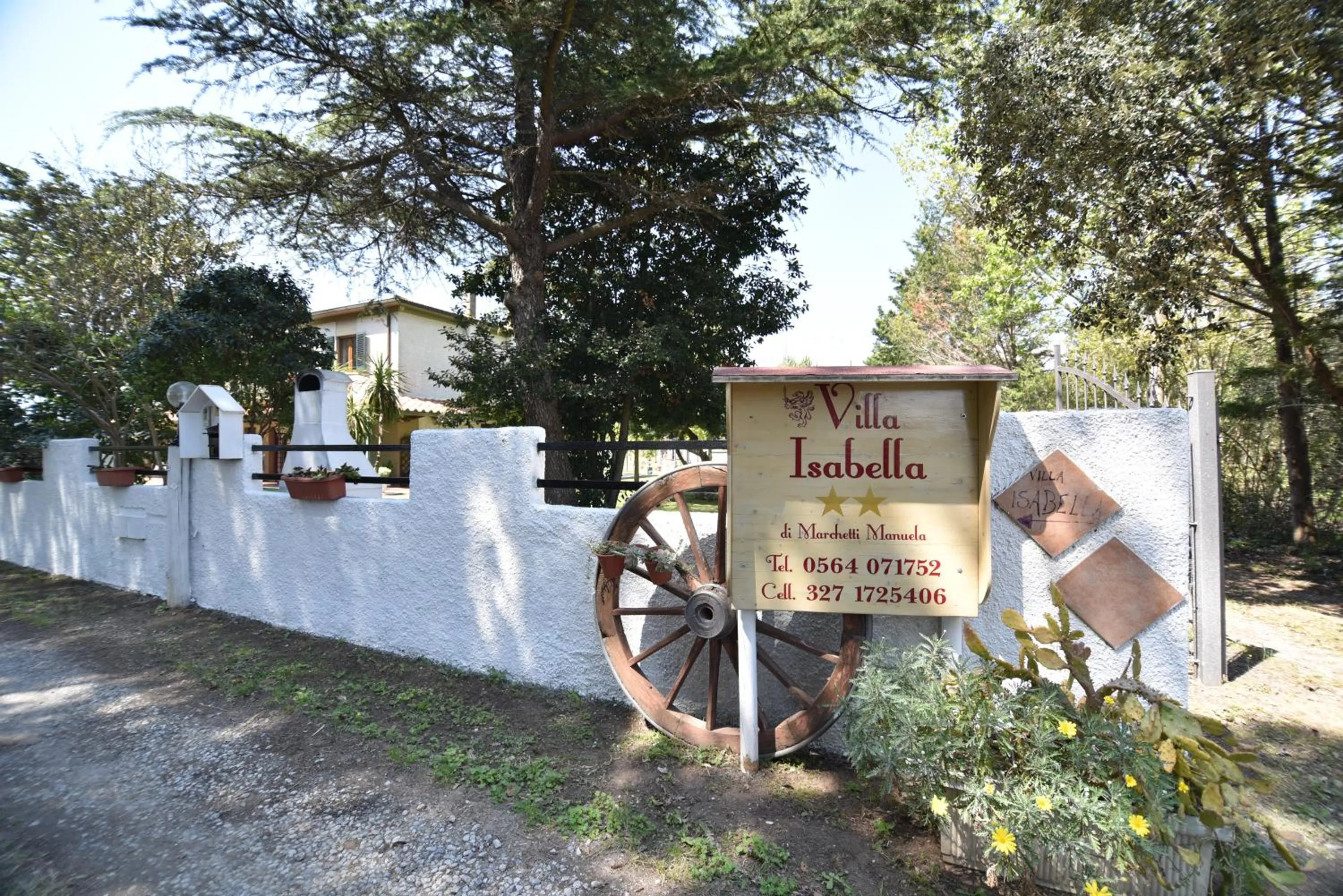 Day in Villa Isabella