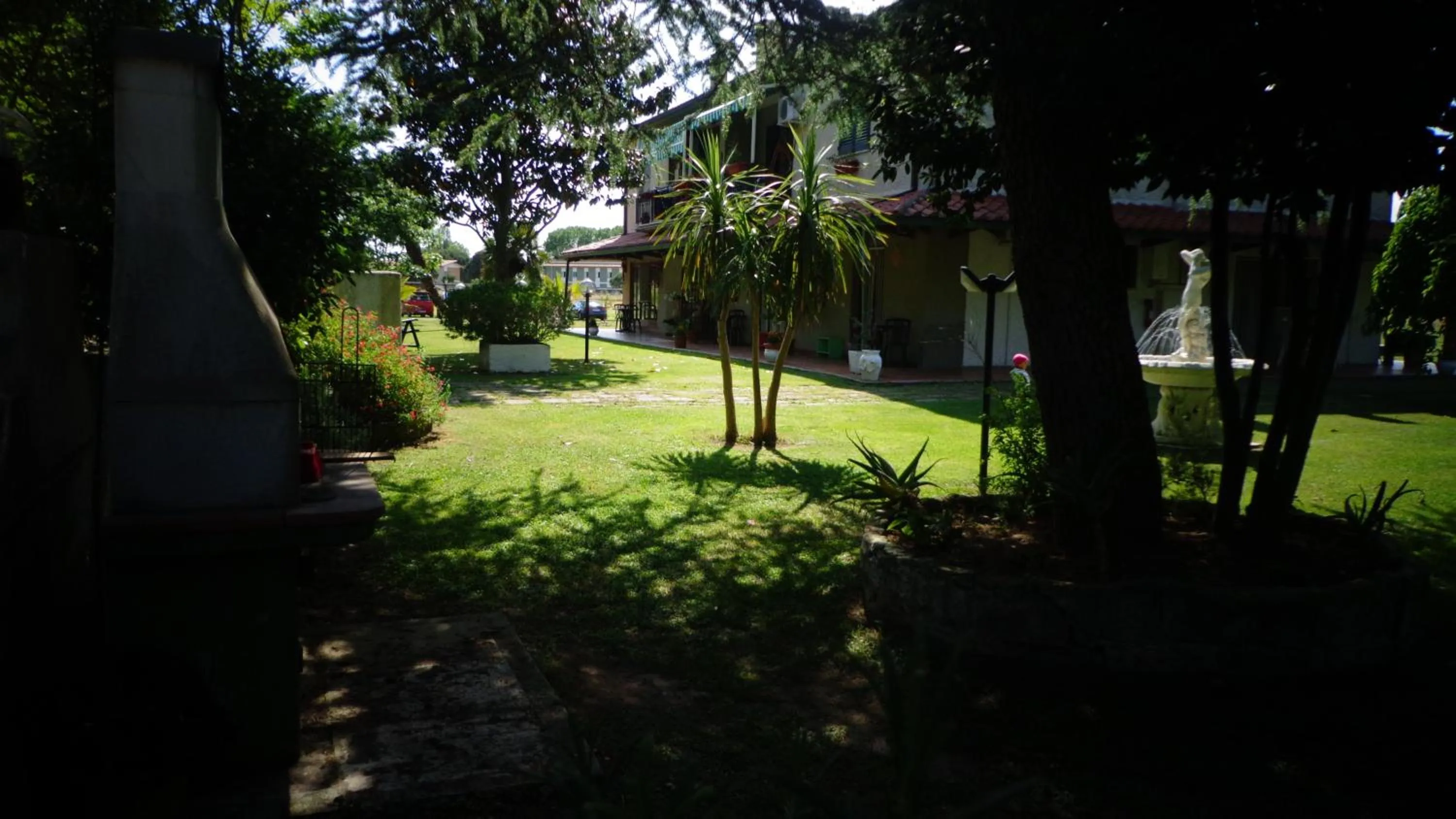 Day in Villa Isabella