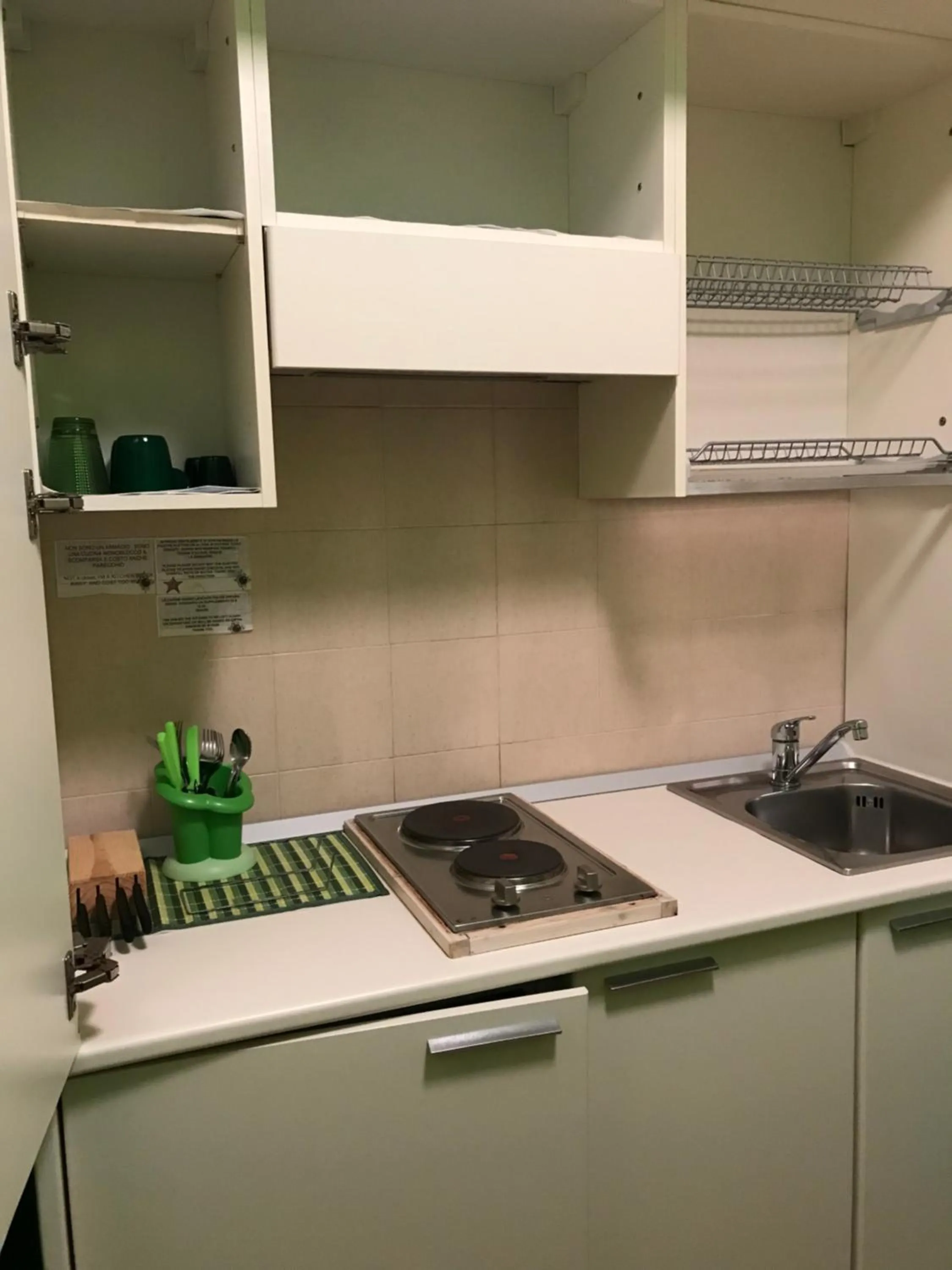 Kitchen or kitchenette in Villa Isabella