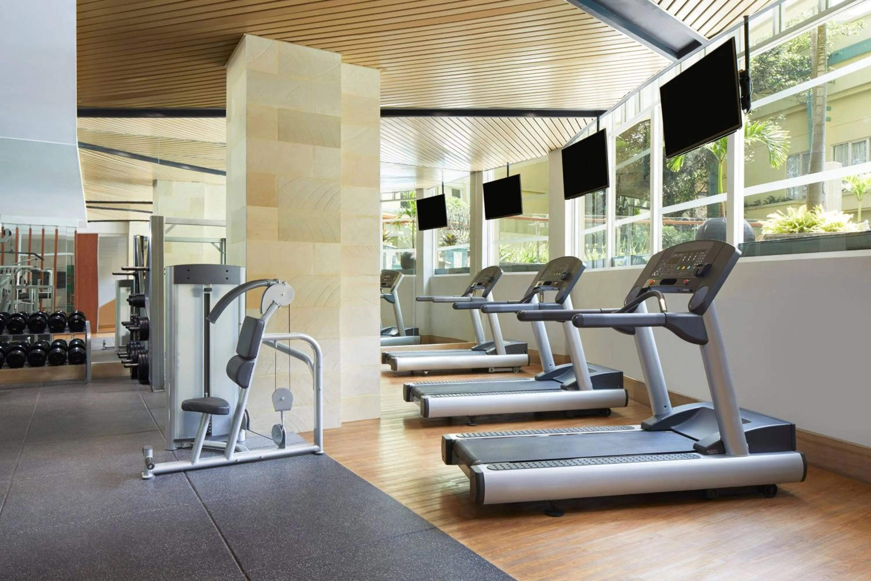 Fitness centre/facilities in Courtyard by Marriott Bandung Dago