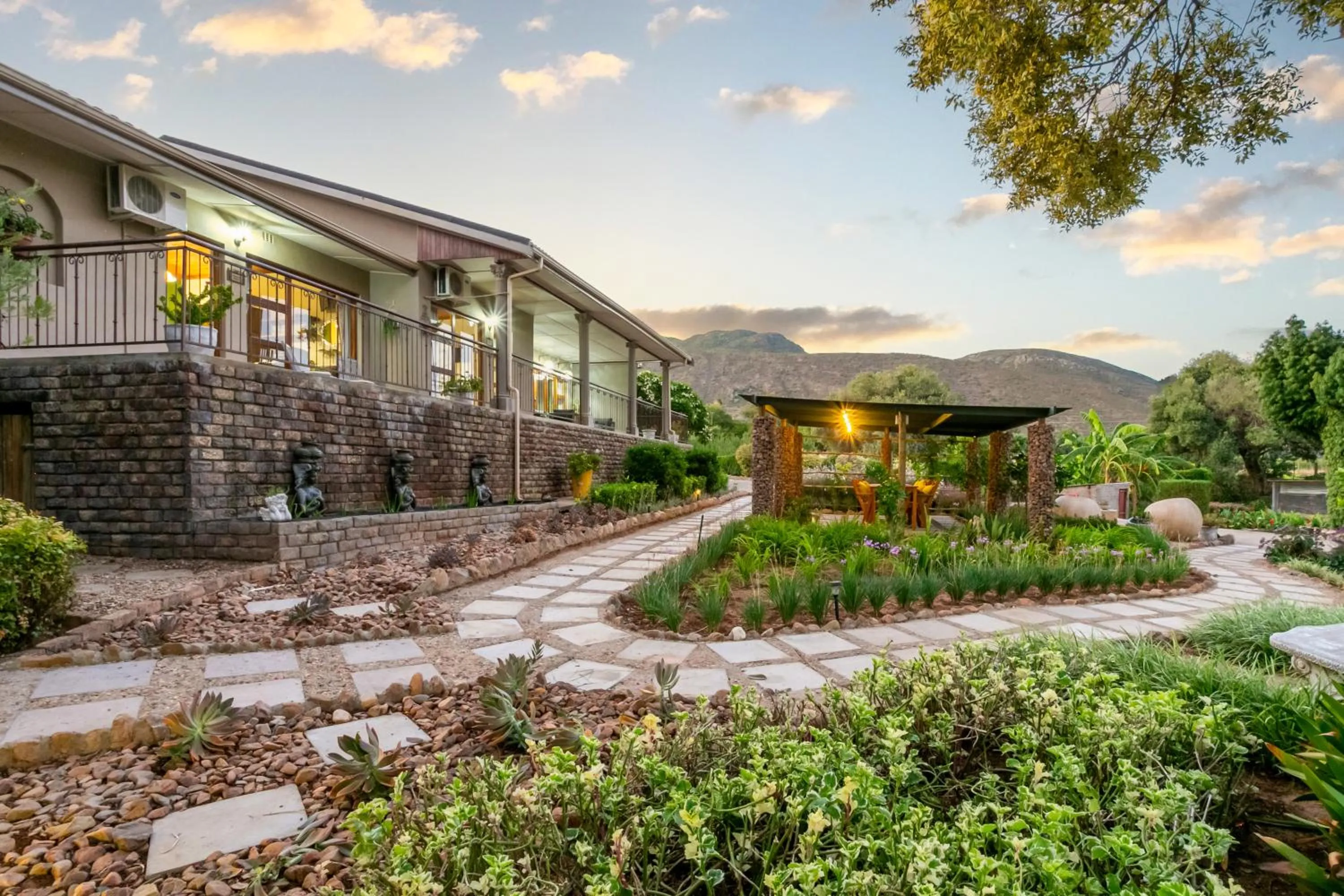 Property building in Die Fonteine Country Guesthouse and Glamping