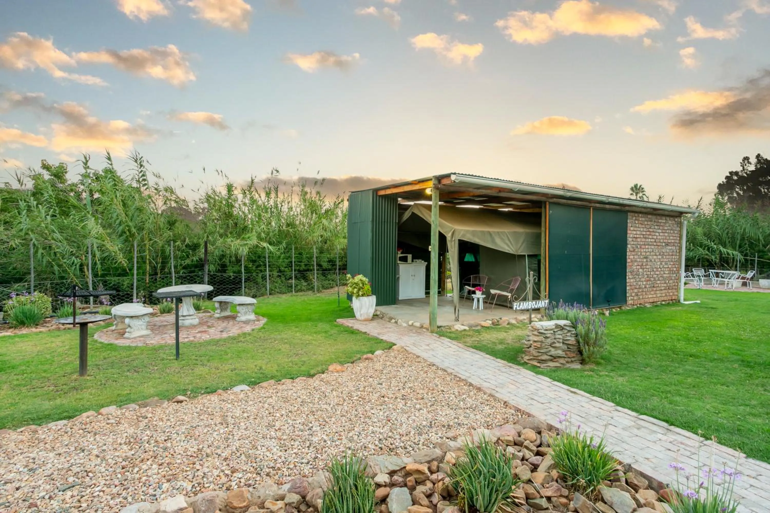 Property building in Die Fonteine Country Guesthouse and Glamping