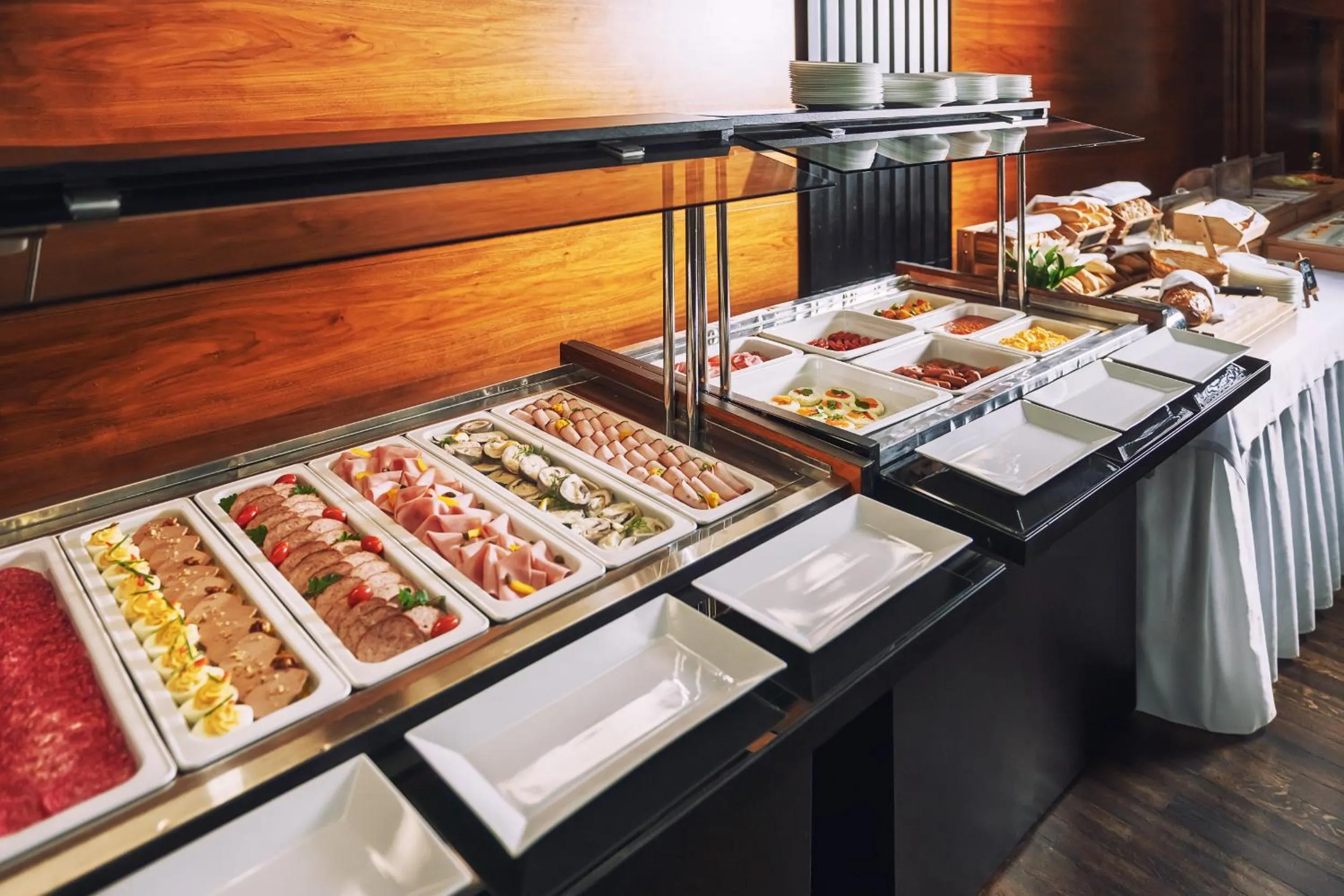 Buffet breakfast in Hotel Janosik