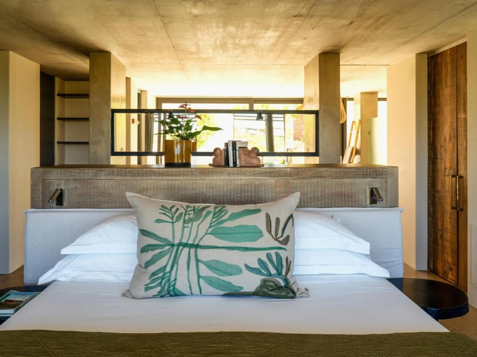 Decorative detail, Bed in Christiana Lodge