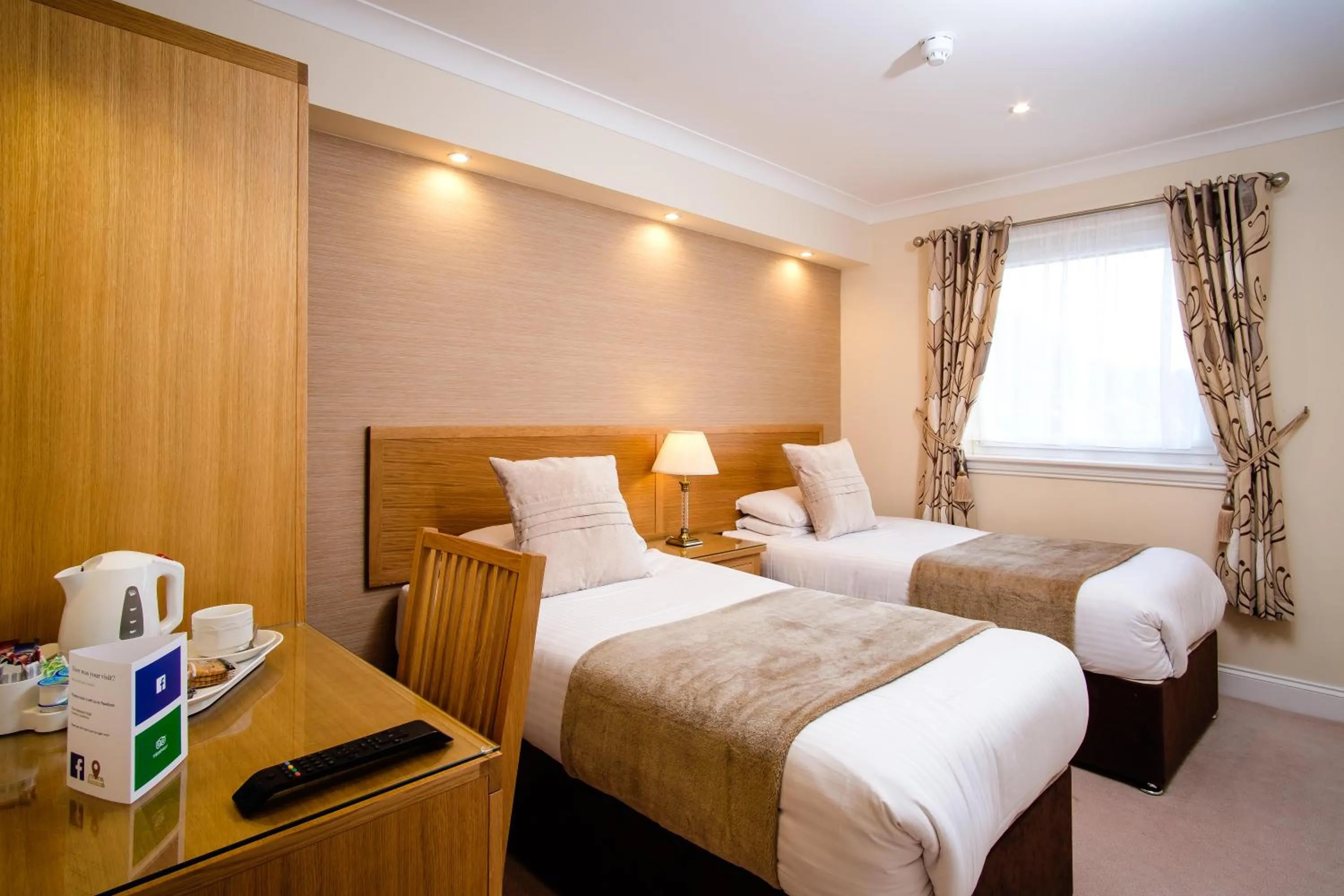 Bedroom, Bed in Adamson Hotel