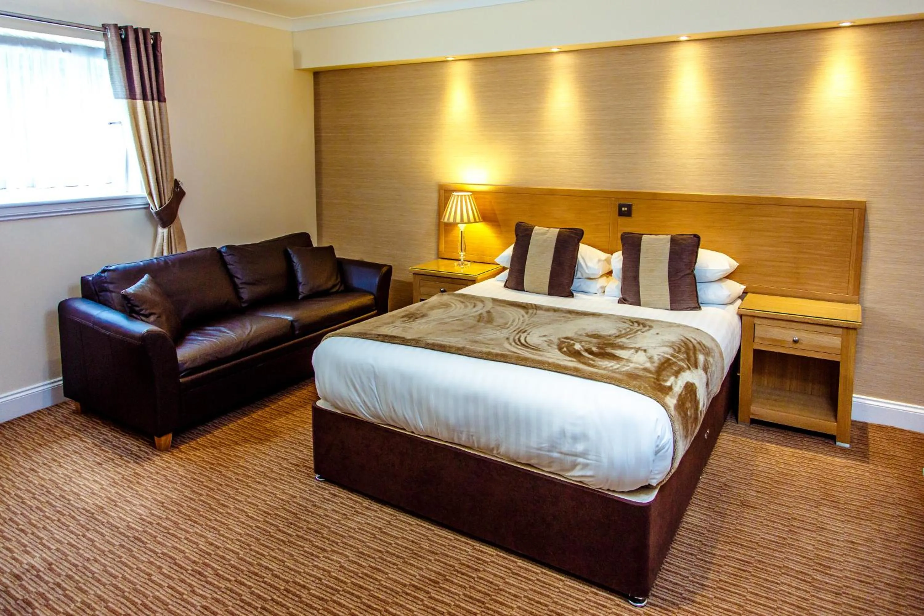 Bedroom, Bed in Adamson Hotel