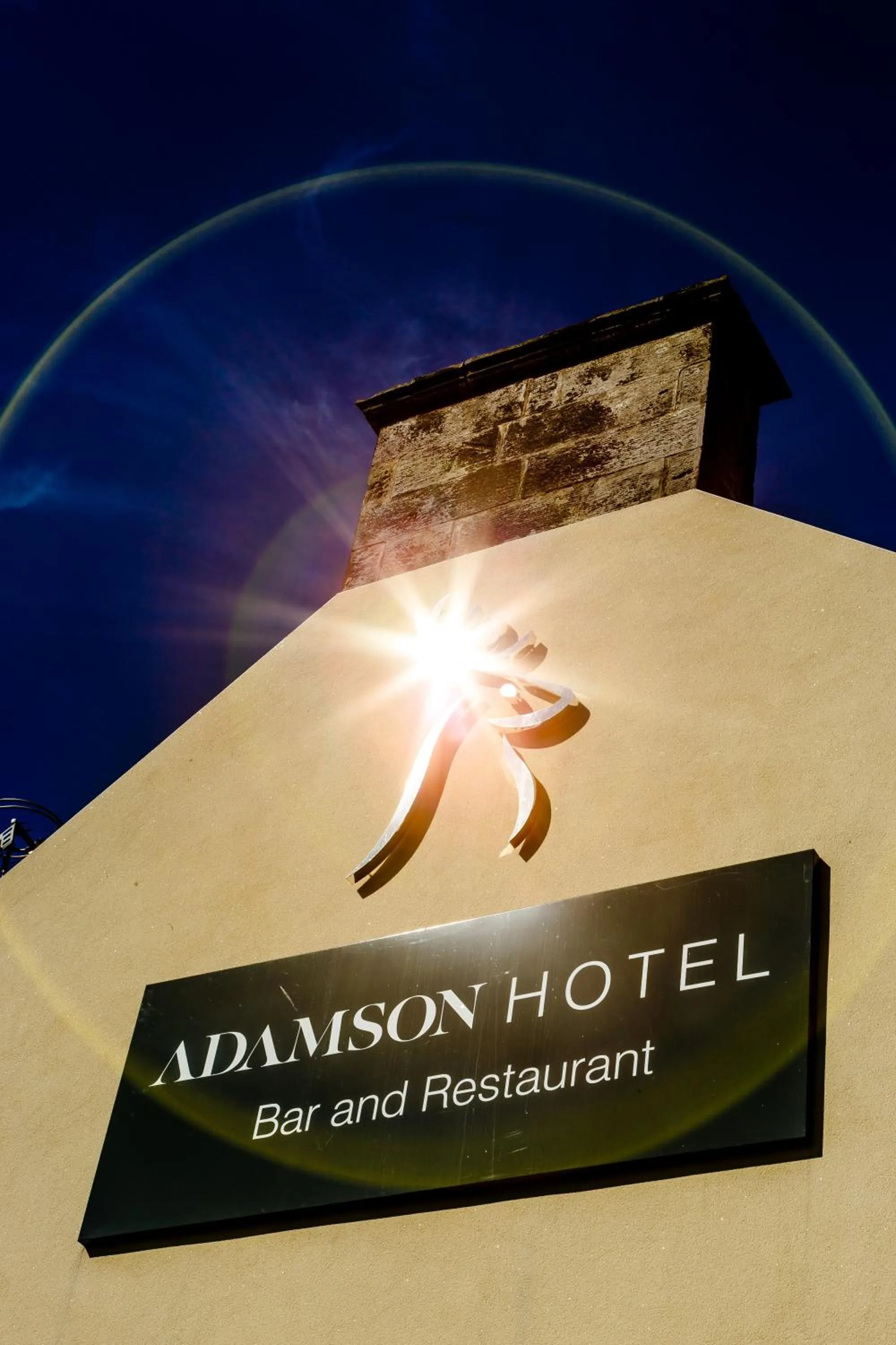 Facade/entrance in Adamson Hotel