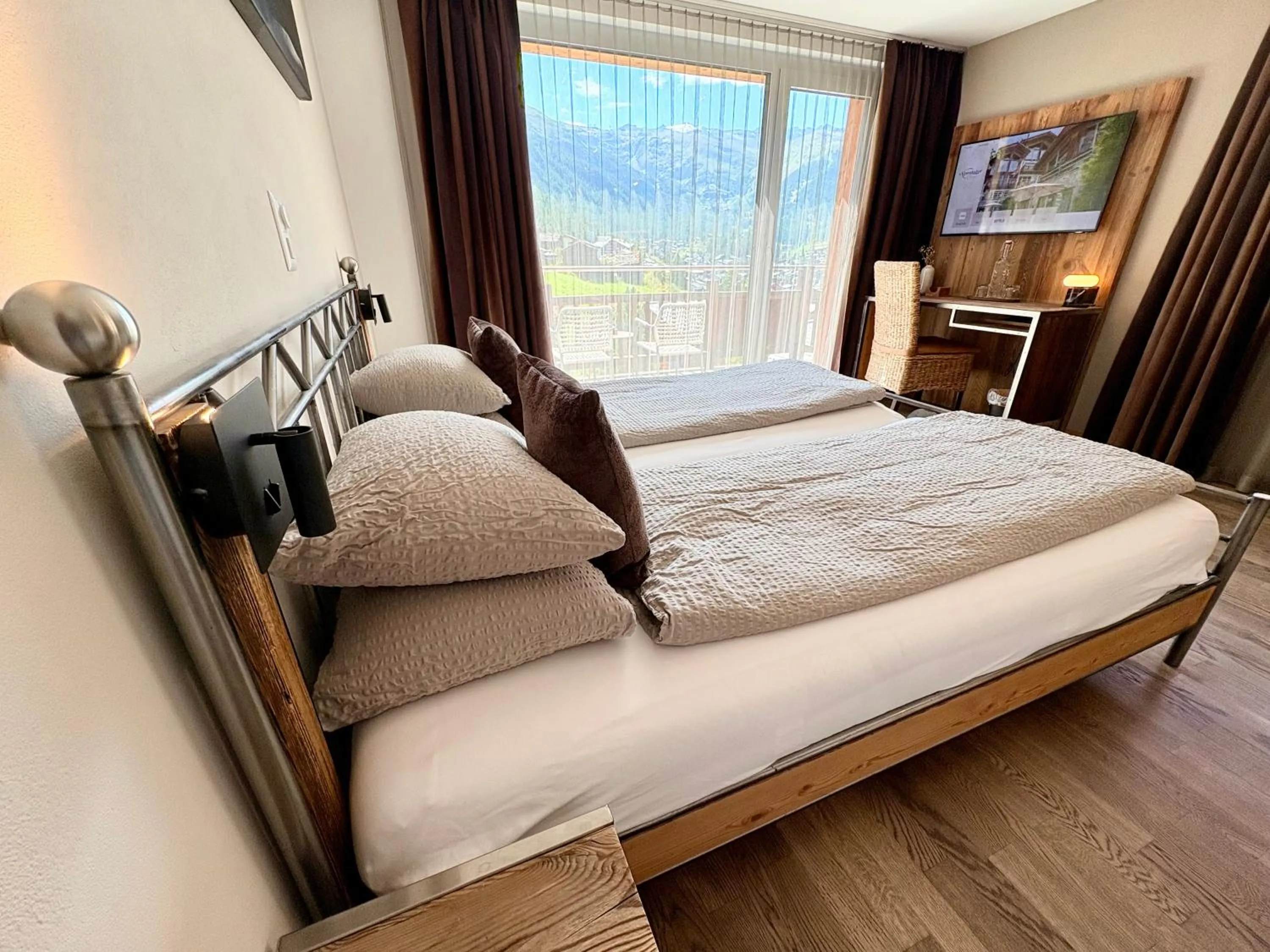 TV and multimedia, Bed in Alpenlodge