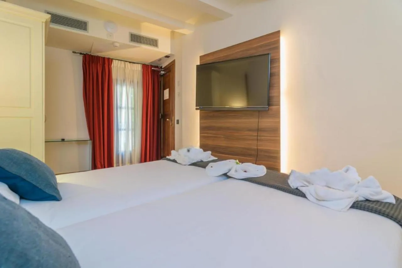 Bed in TI Central Maria