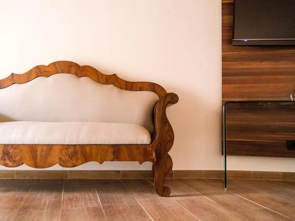 TV and multimedia, Bed in TI Central Maria