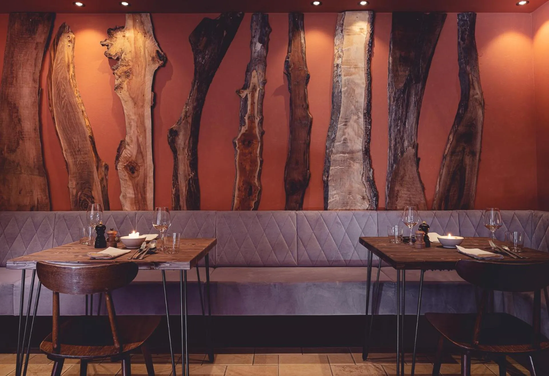 Restaurant/places to eat in the rex