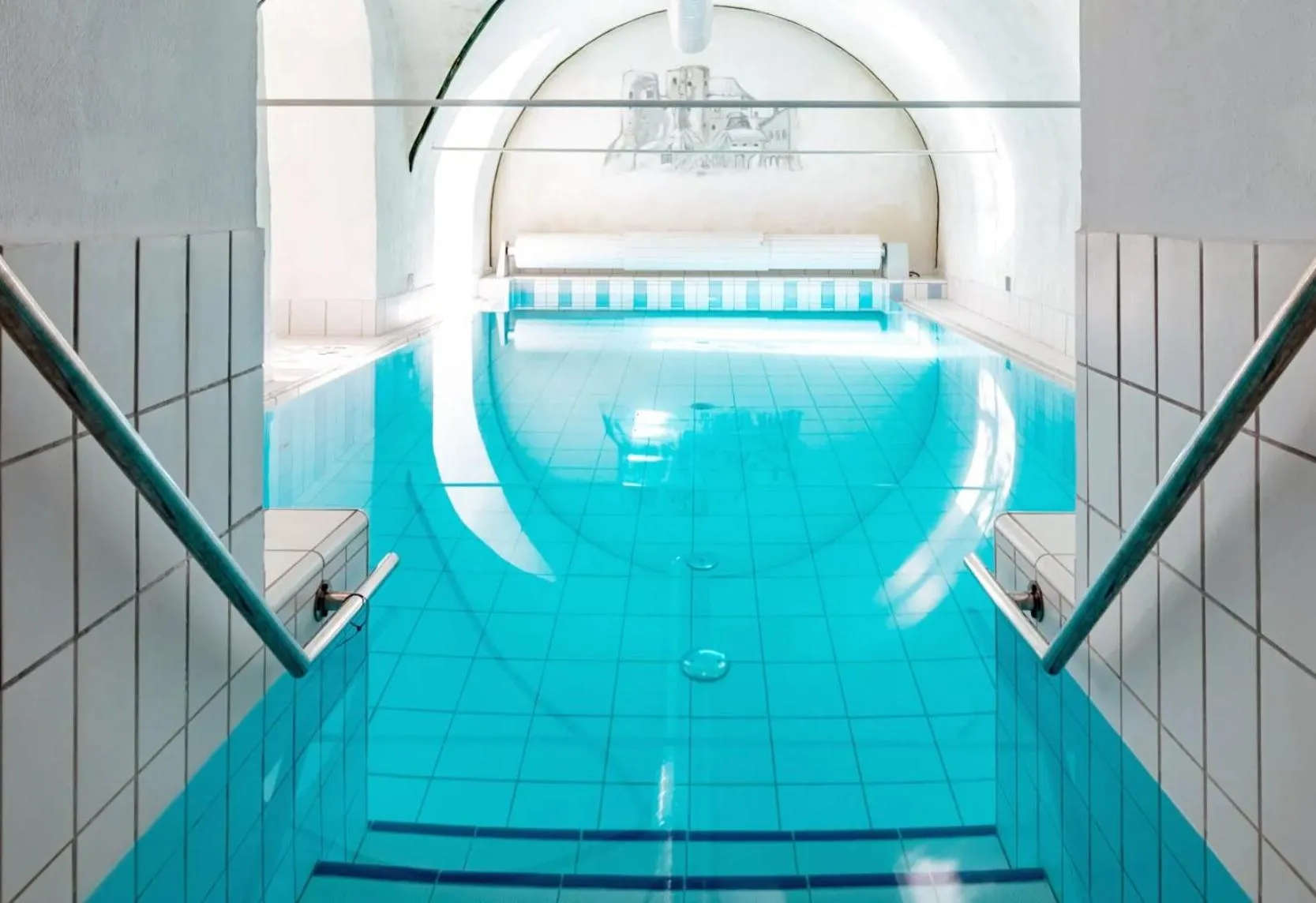 Swimming pool in Chateau GrandCastle