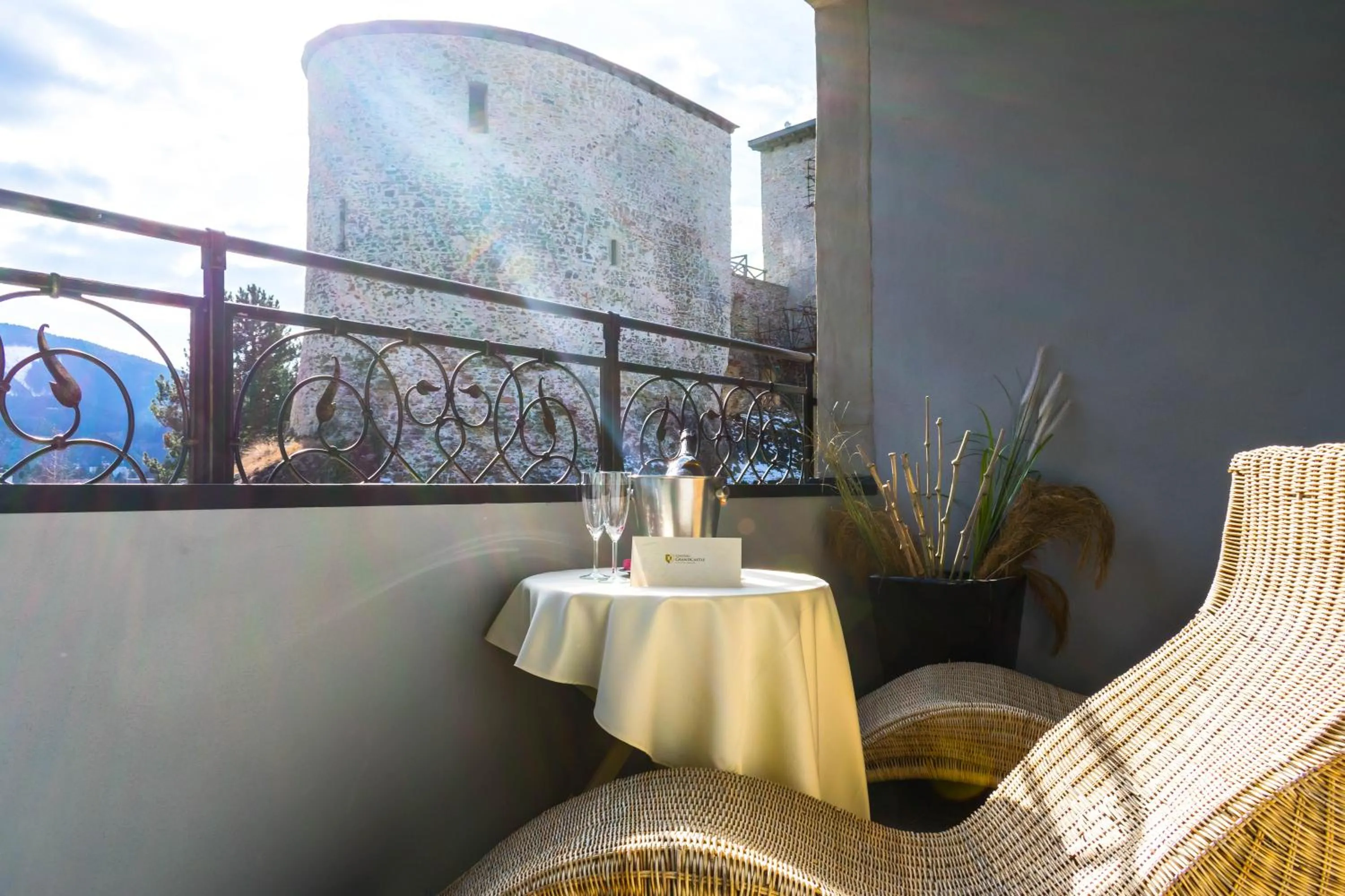 Property building in Chateau GrandCastle