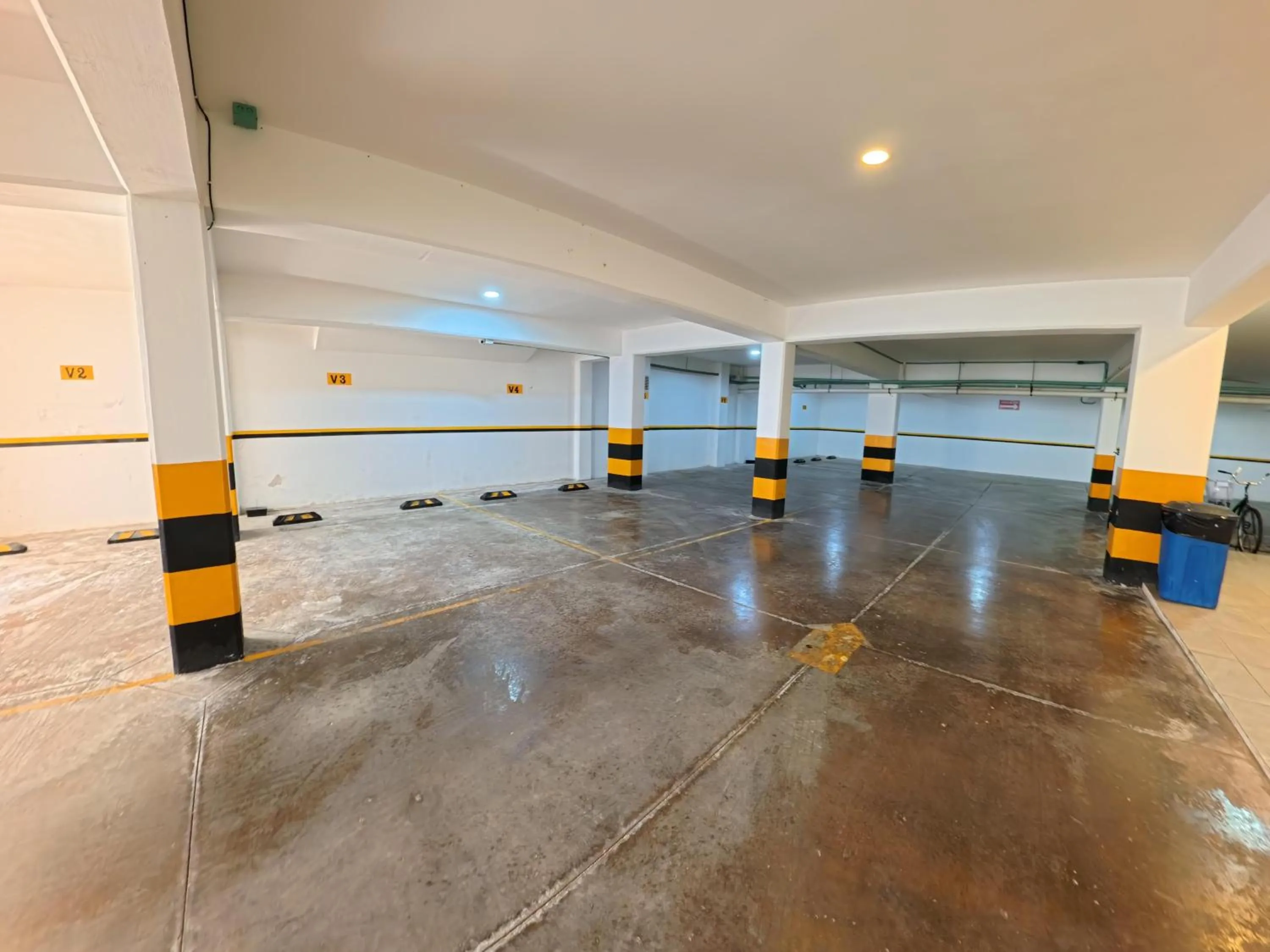 Parking in Grand Fifty Suites