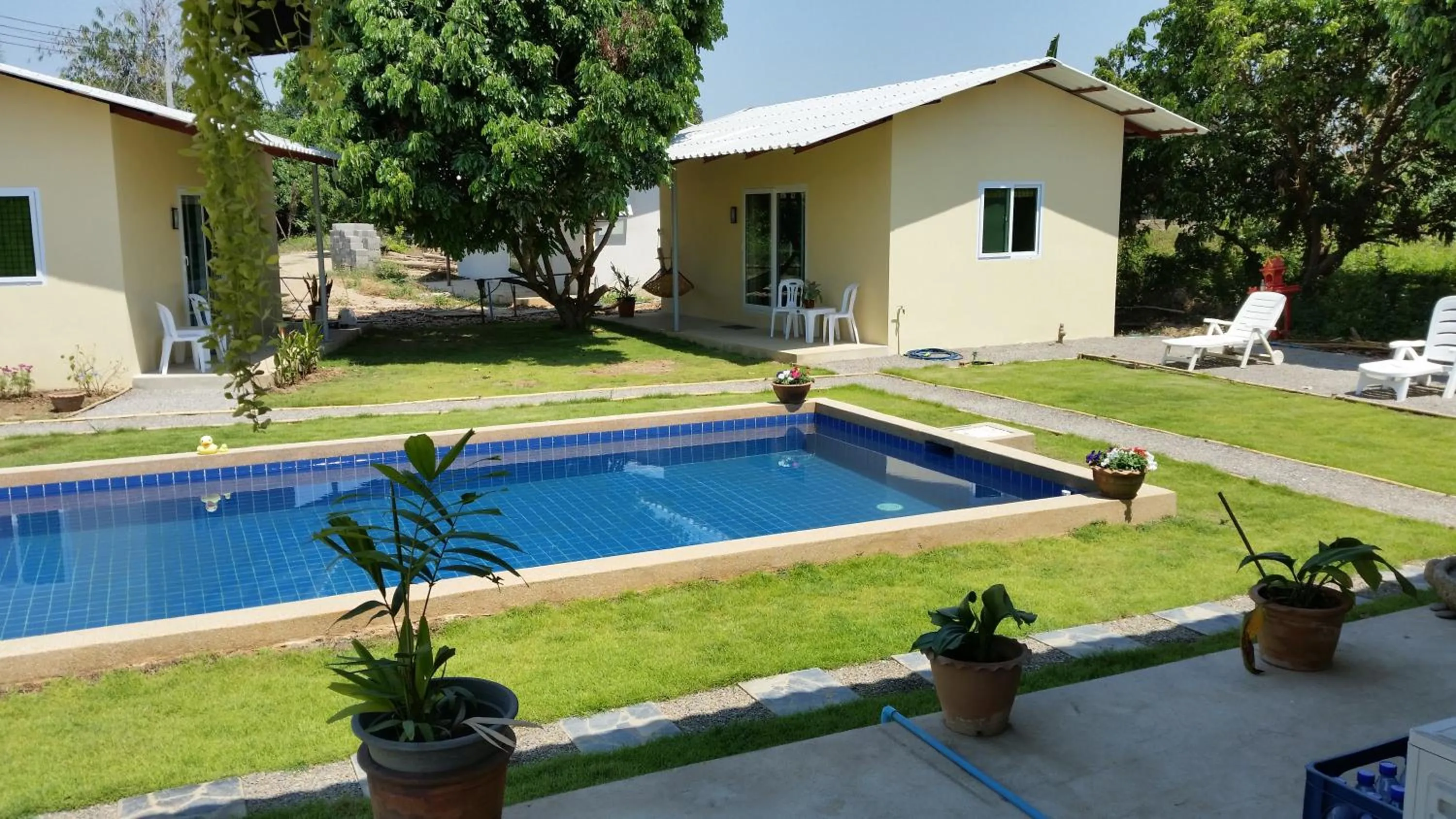 Facade/entrance in Longan Tree