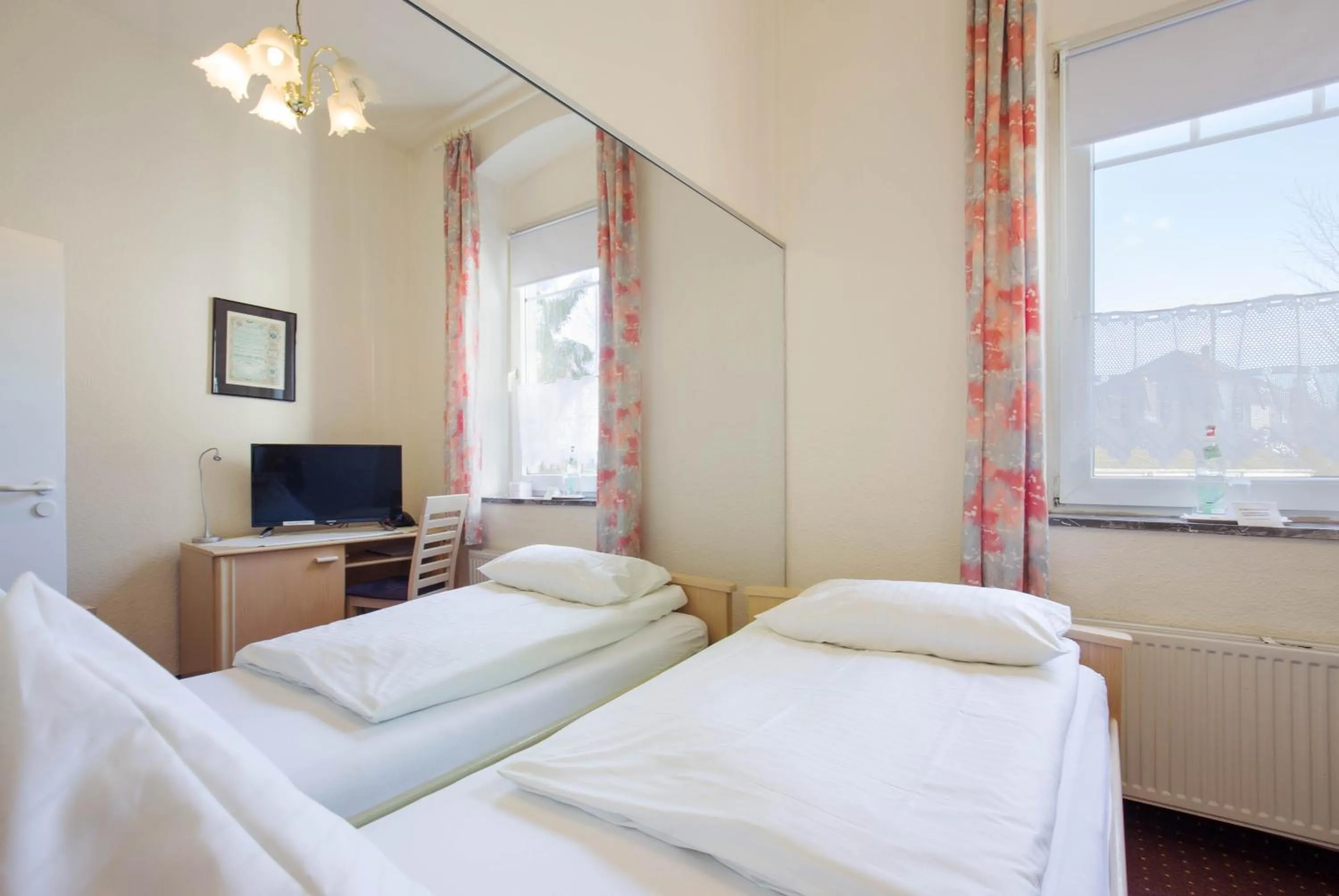 Bed in Hotel Moerser Hof