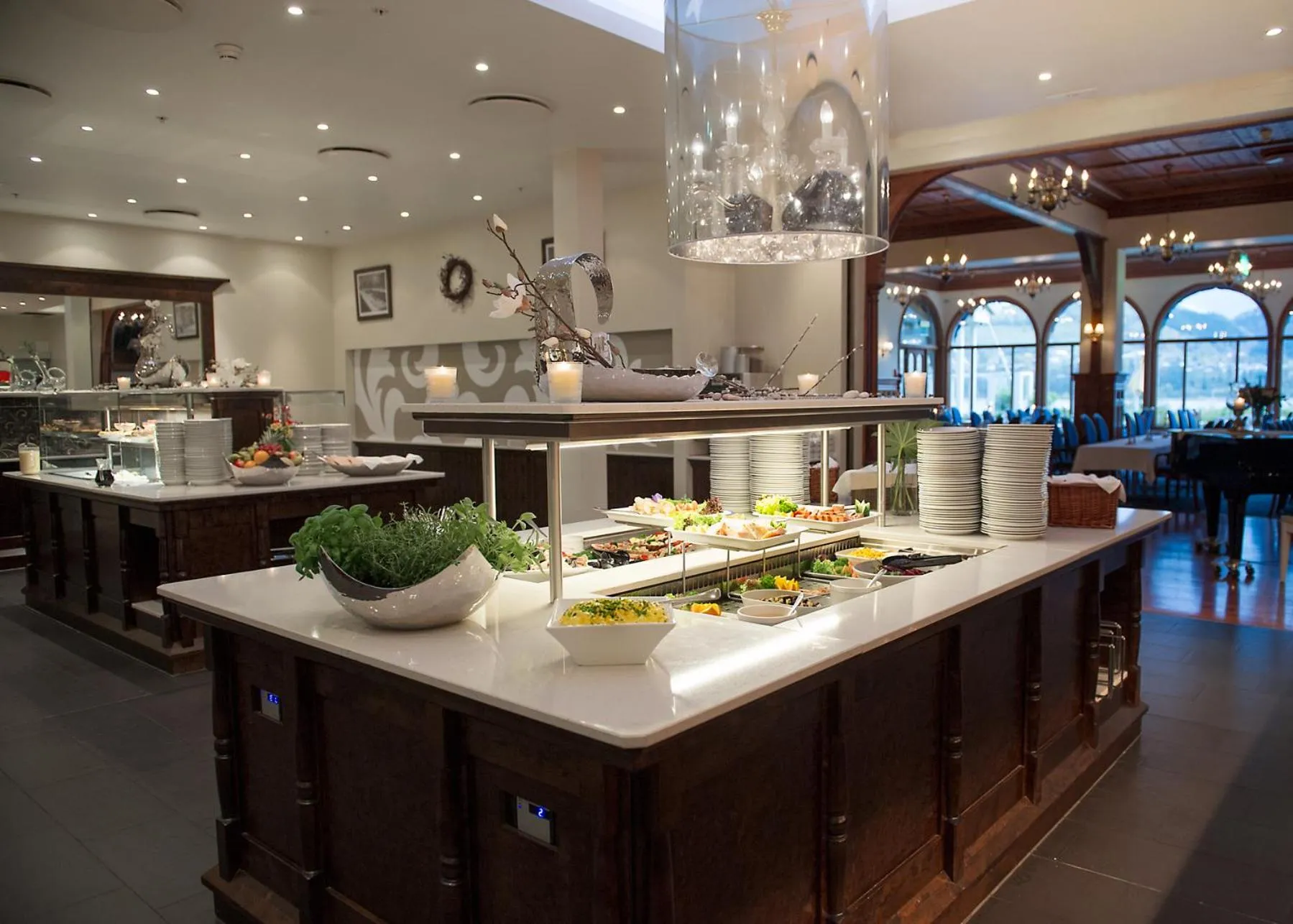 Breakfast in Fleischer's Hotel