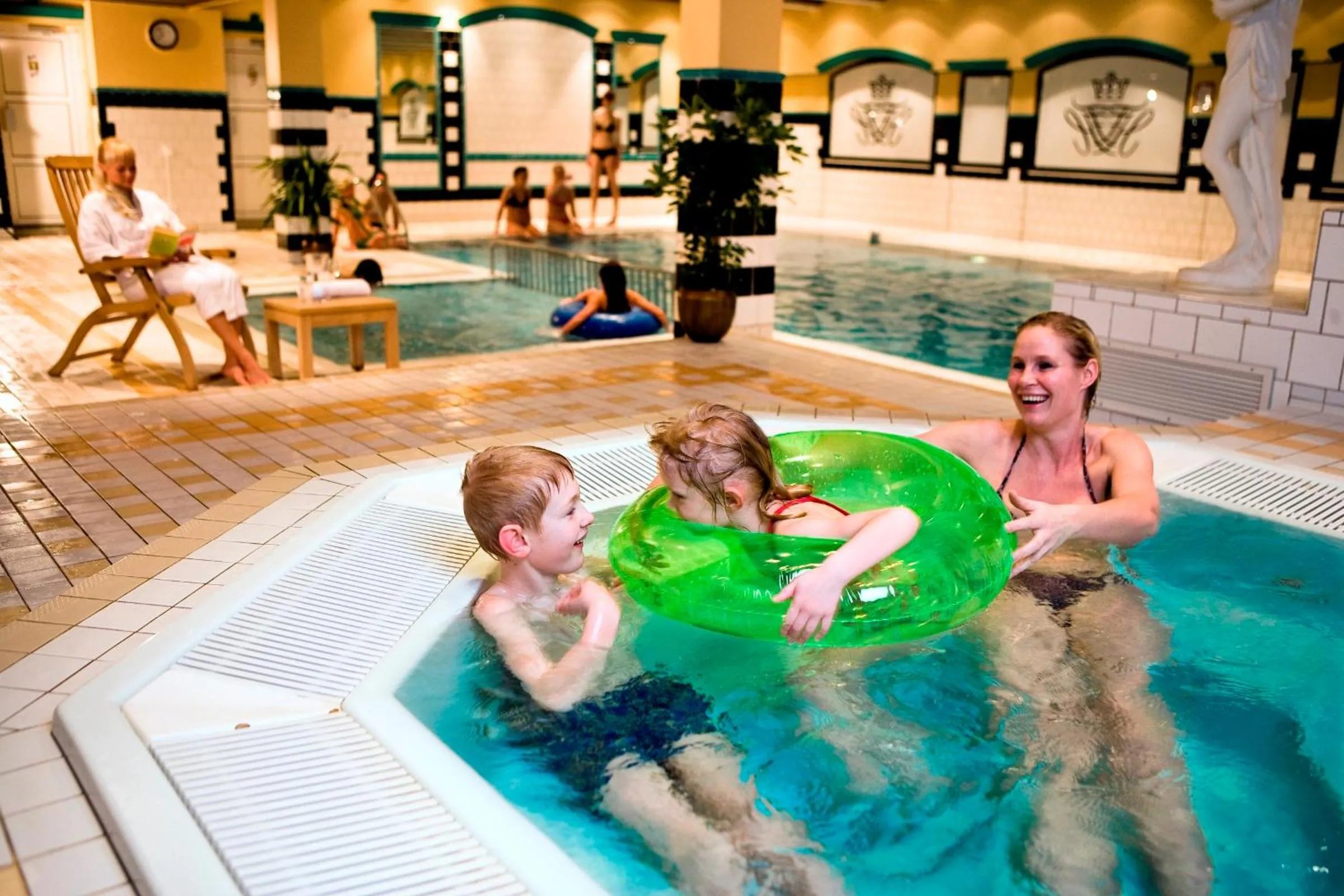 Swimming pool in Fleischer's Hotel