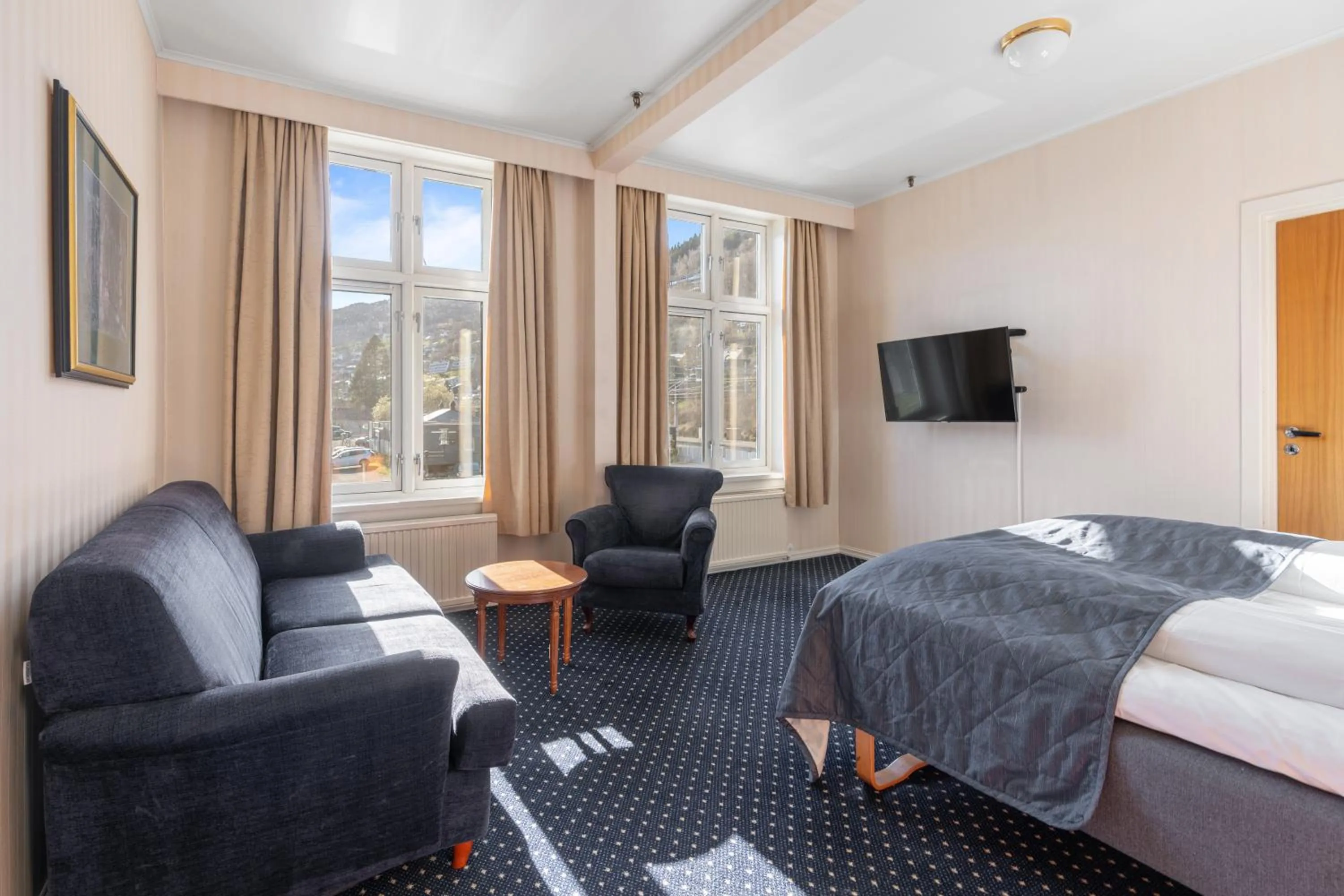 Bed in Fleischer's Hotel