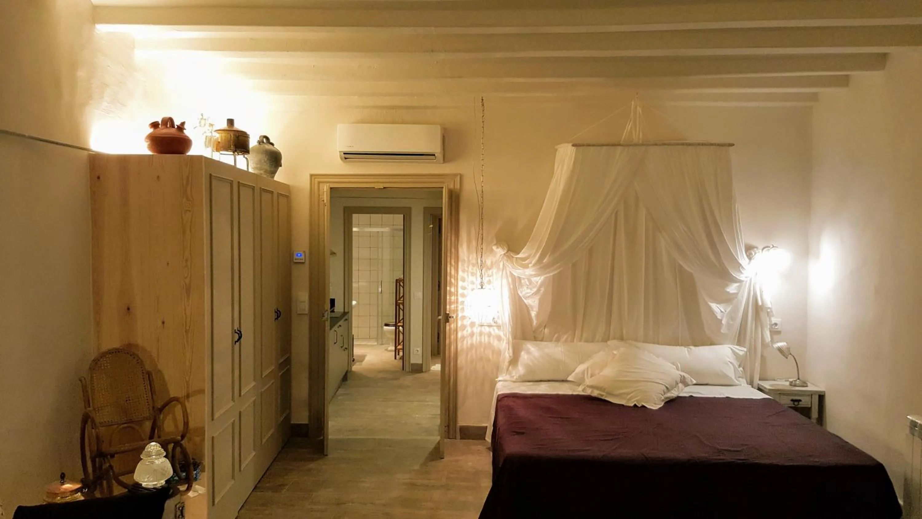 Bedroom, Bed in El Jardinet de Sant Esteve