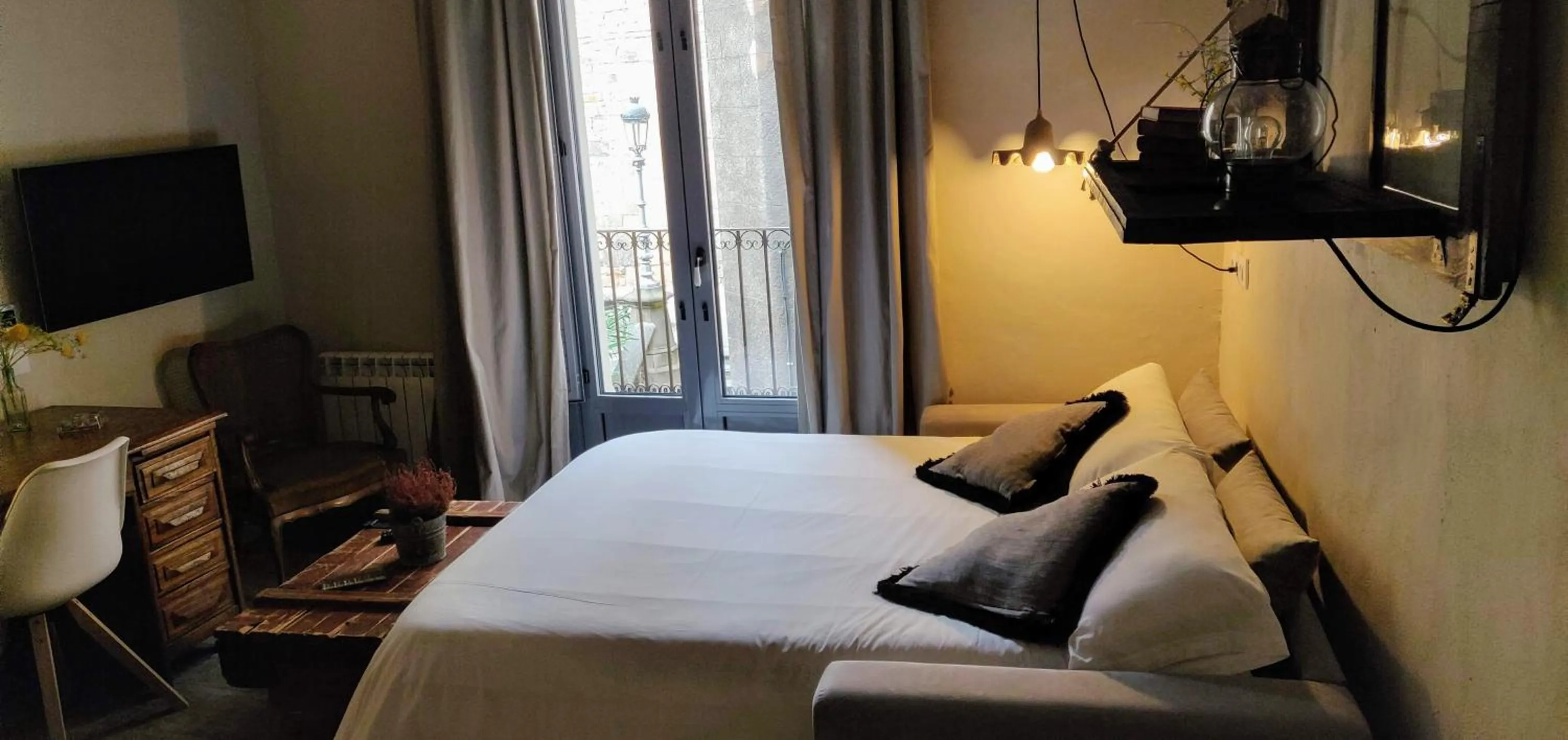 Bed in El Jardinet de Sant Esteve