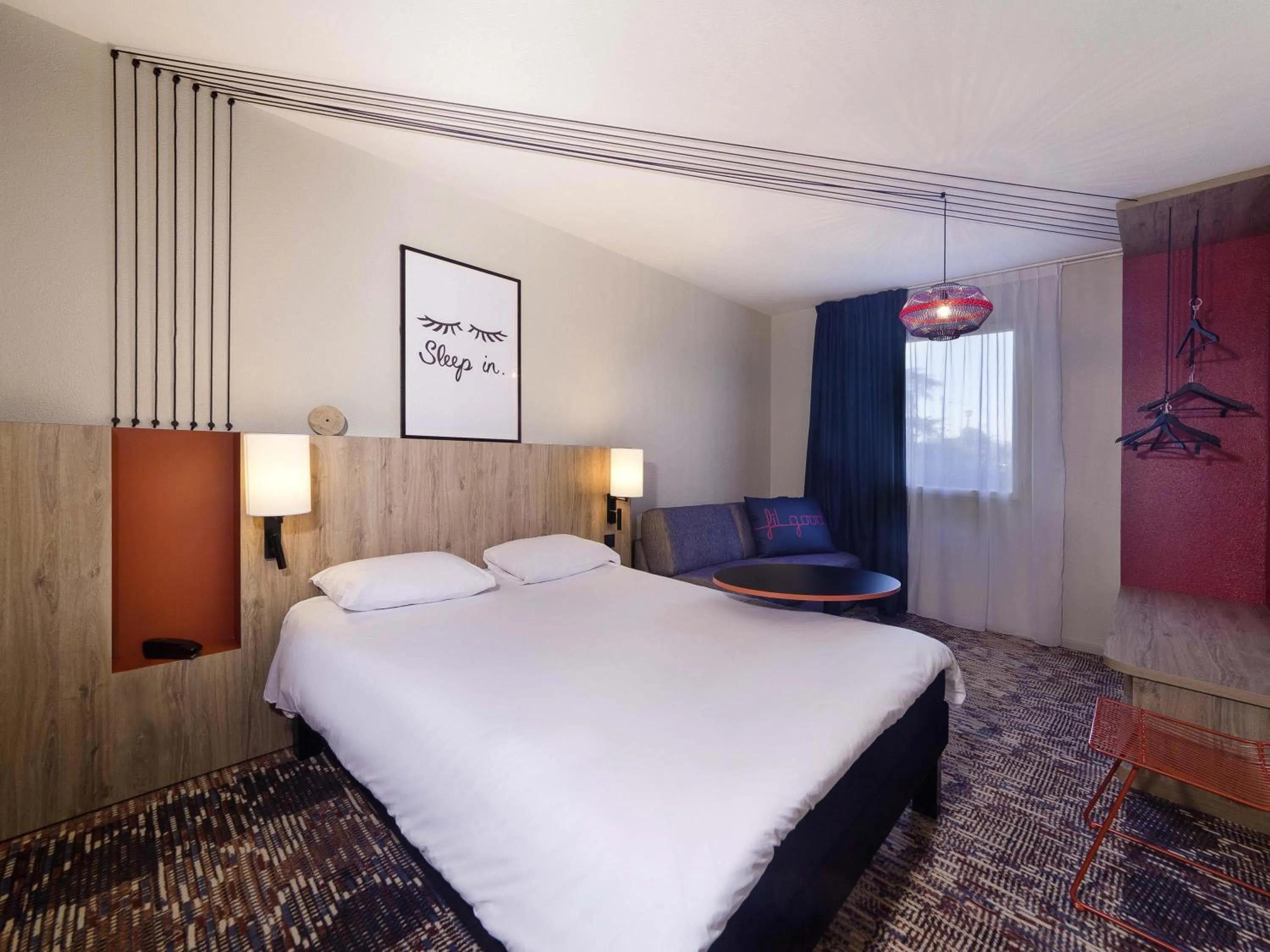 Bedroom, Bed in ibis Styles Toulouse Lavaur