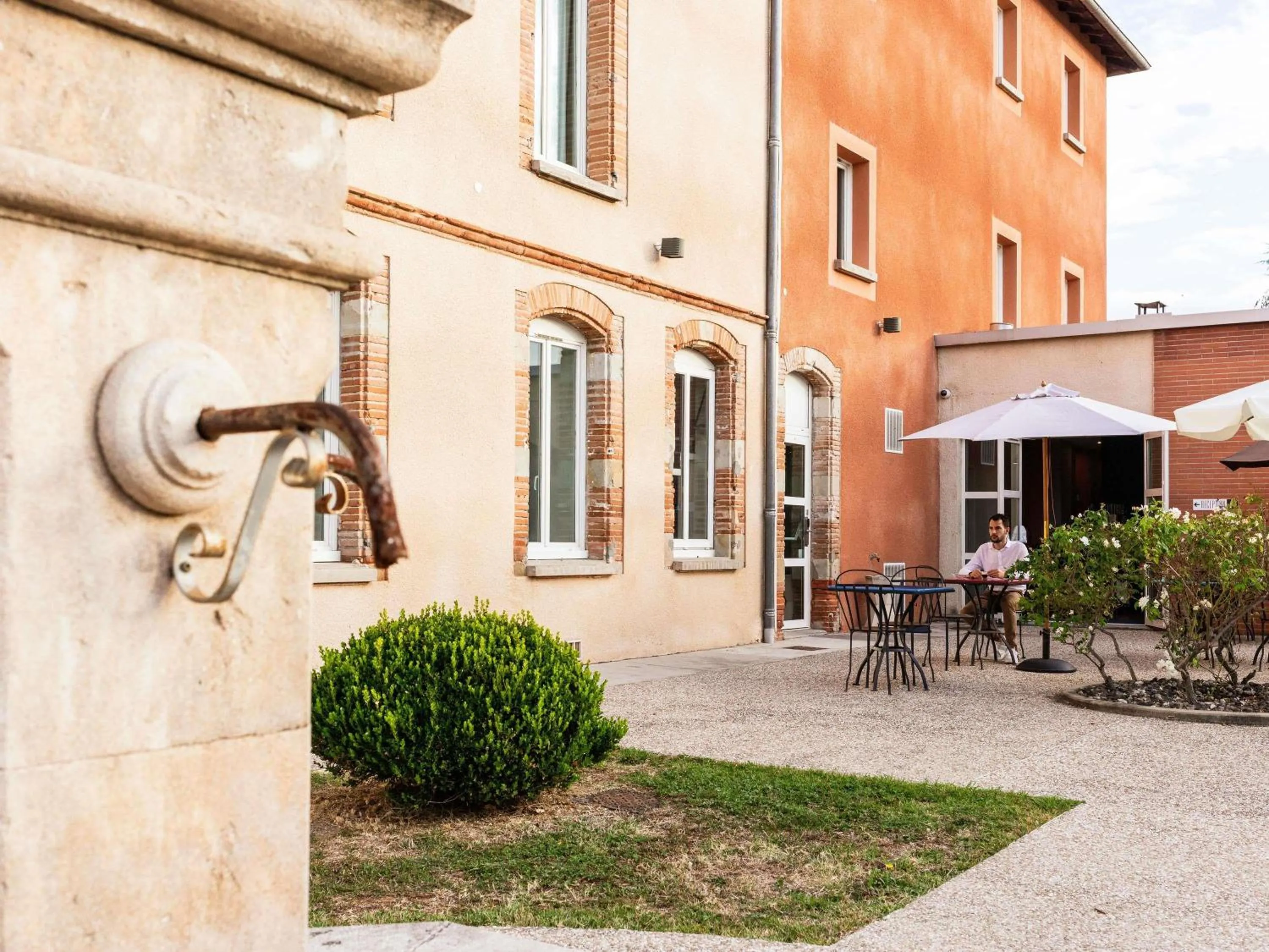 Bedroom in ibis Styles Toulouse Lavaur