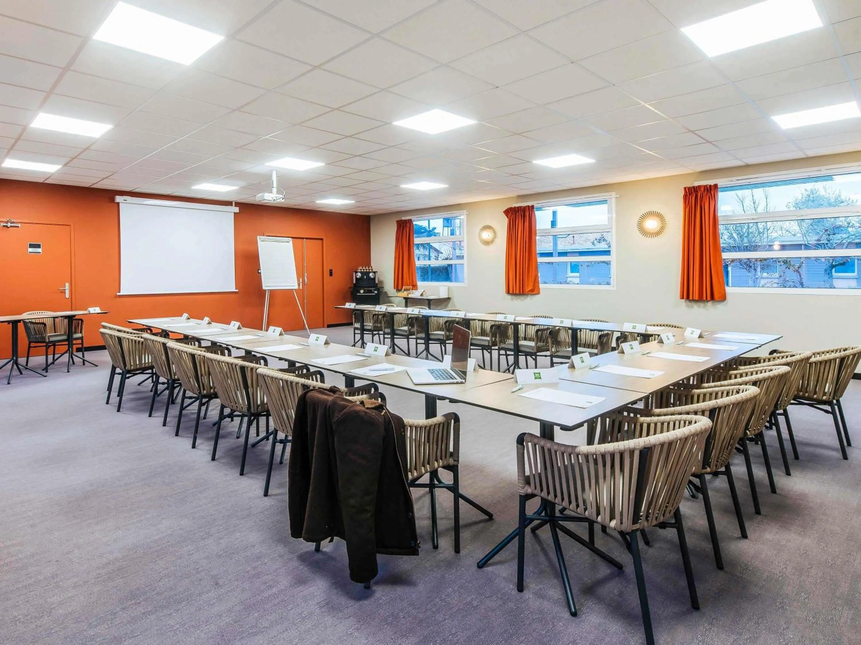 Meeting/conference room in ibis Styles Toulouse Lavaur