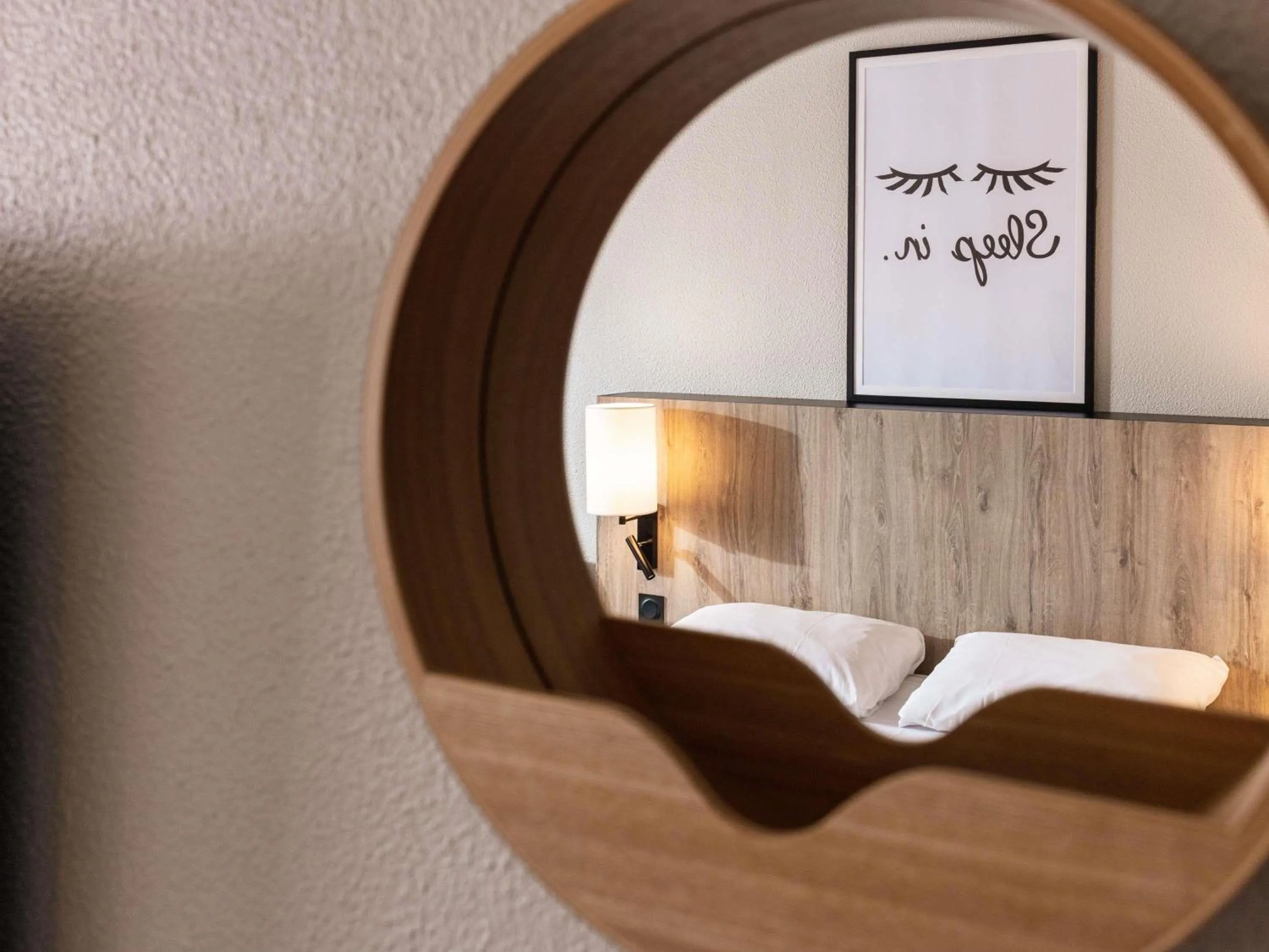 Bedroom, Bed in ibis Styles Toulouse Lavaur