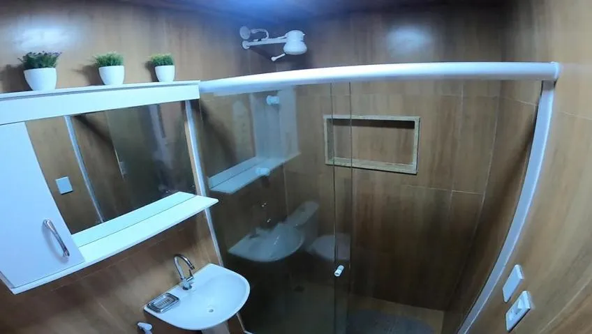 Bathroom in Melhores Suítes