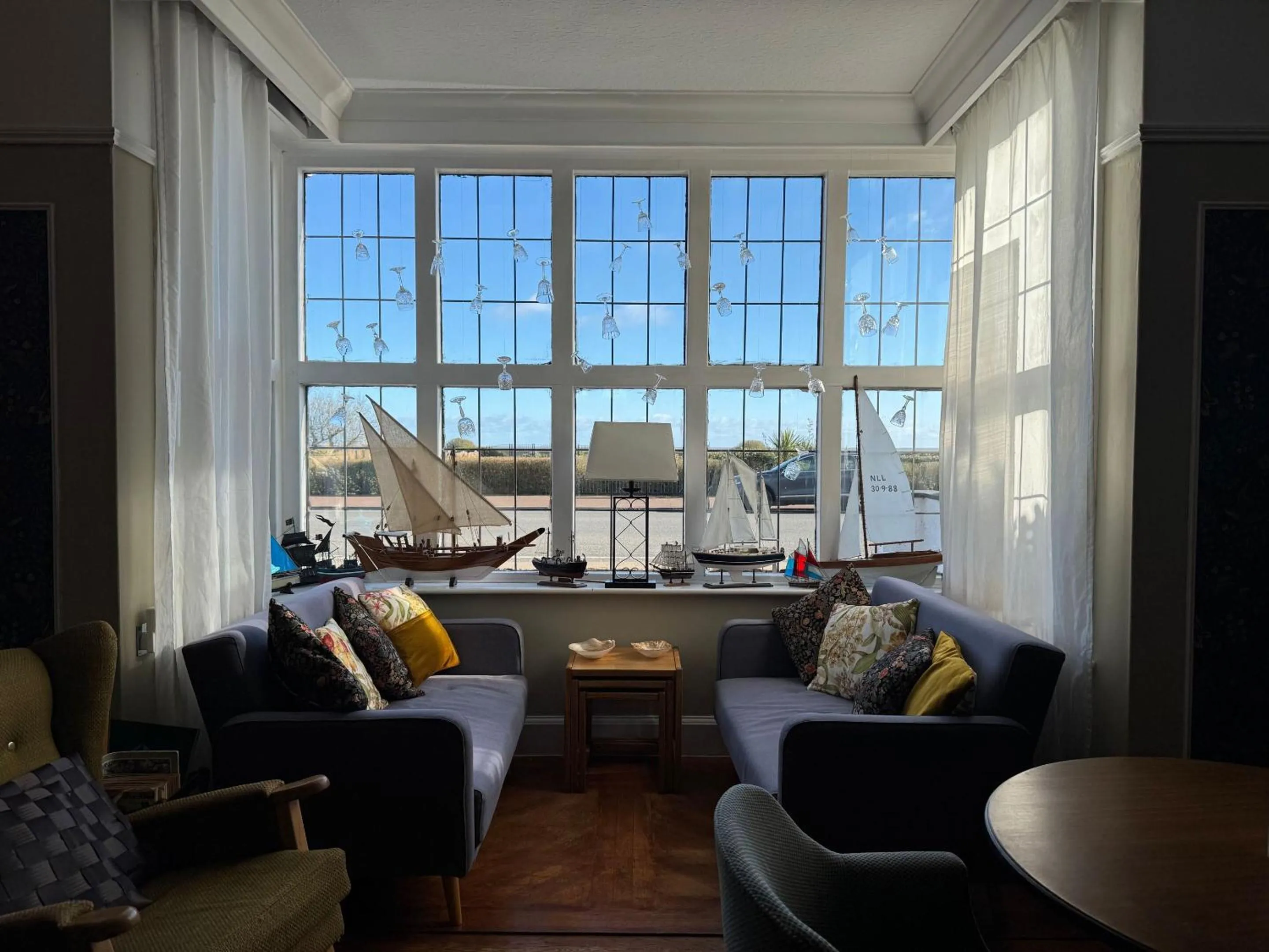 Lounge or bar in Knights Court