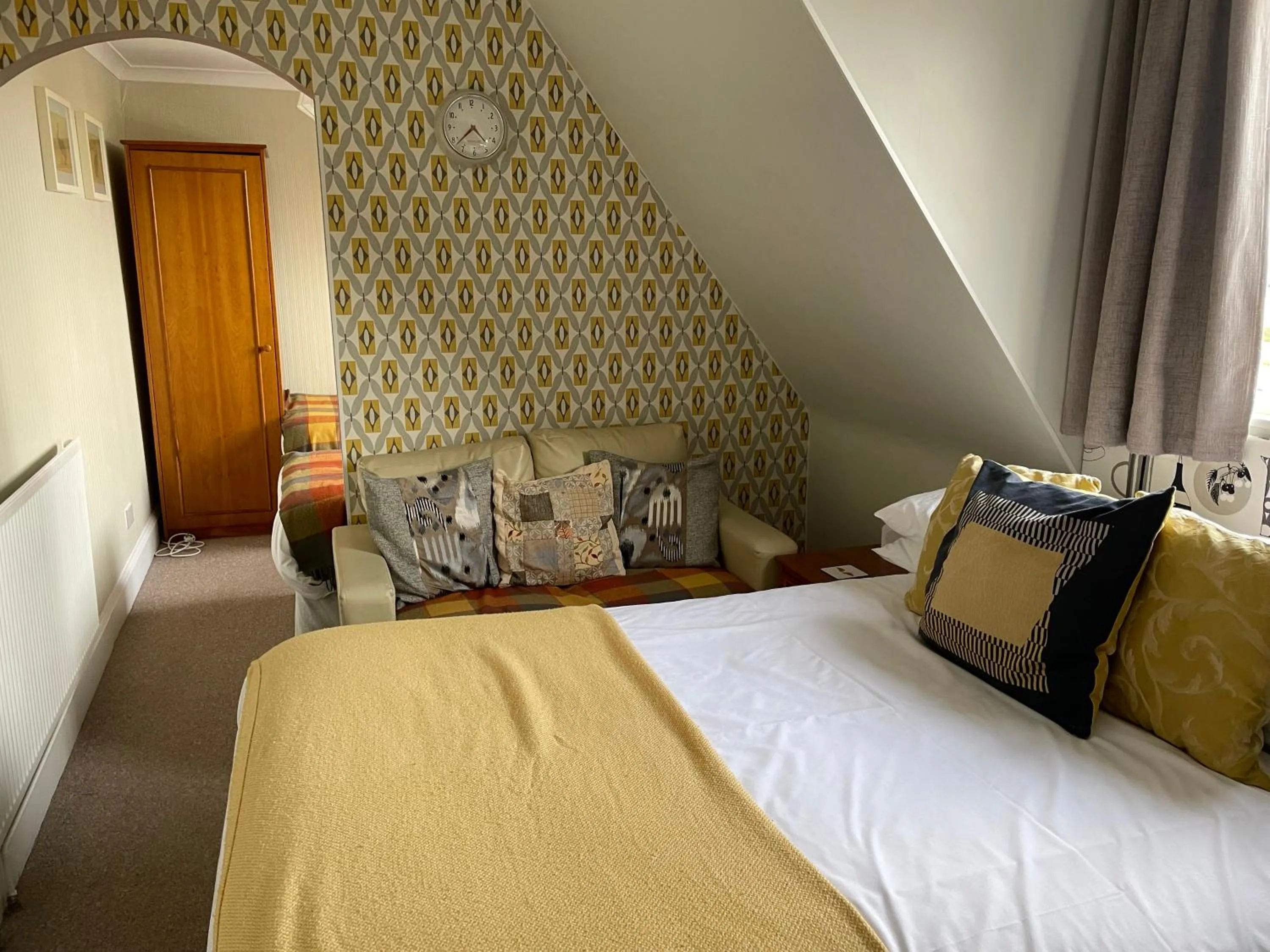 Bedroom, Bed in Knights Court