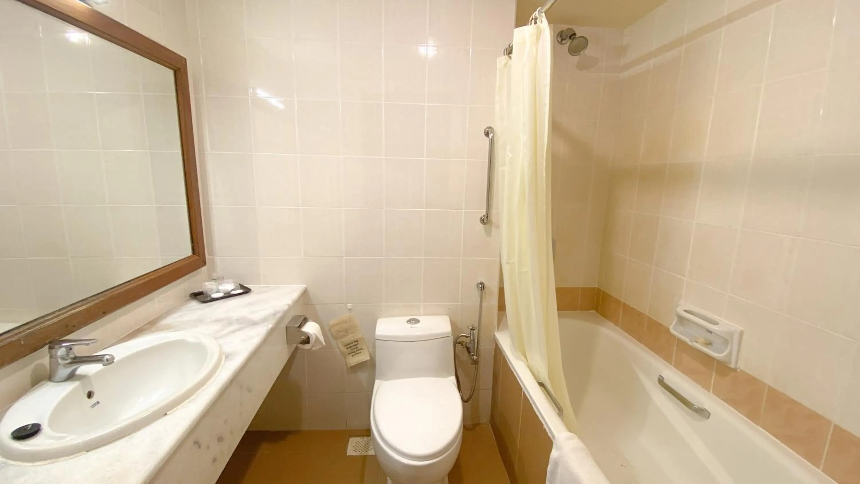 Shower in Heritage Hotel Cameron Highlands