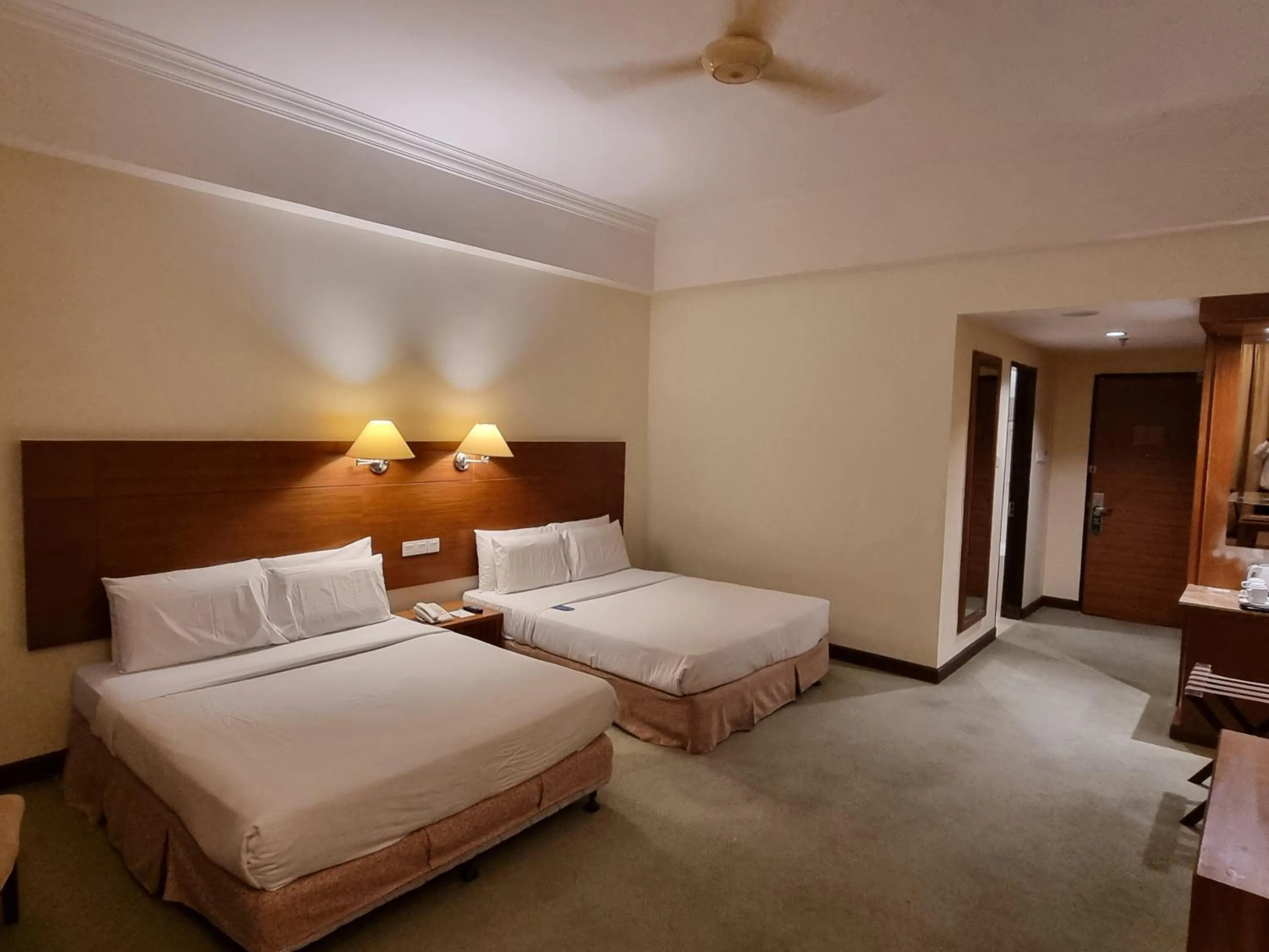 Shower, Bed in Heritage Hotel Cameron Highlands