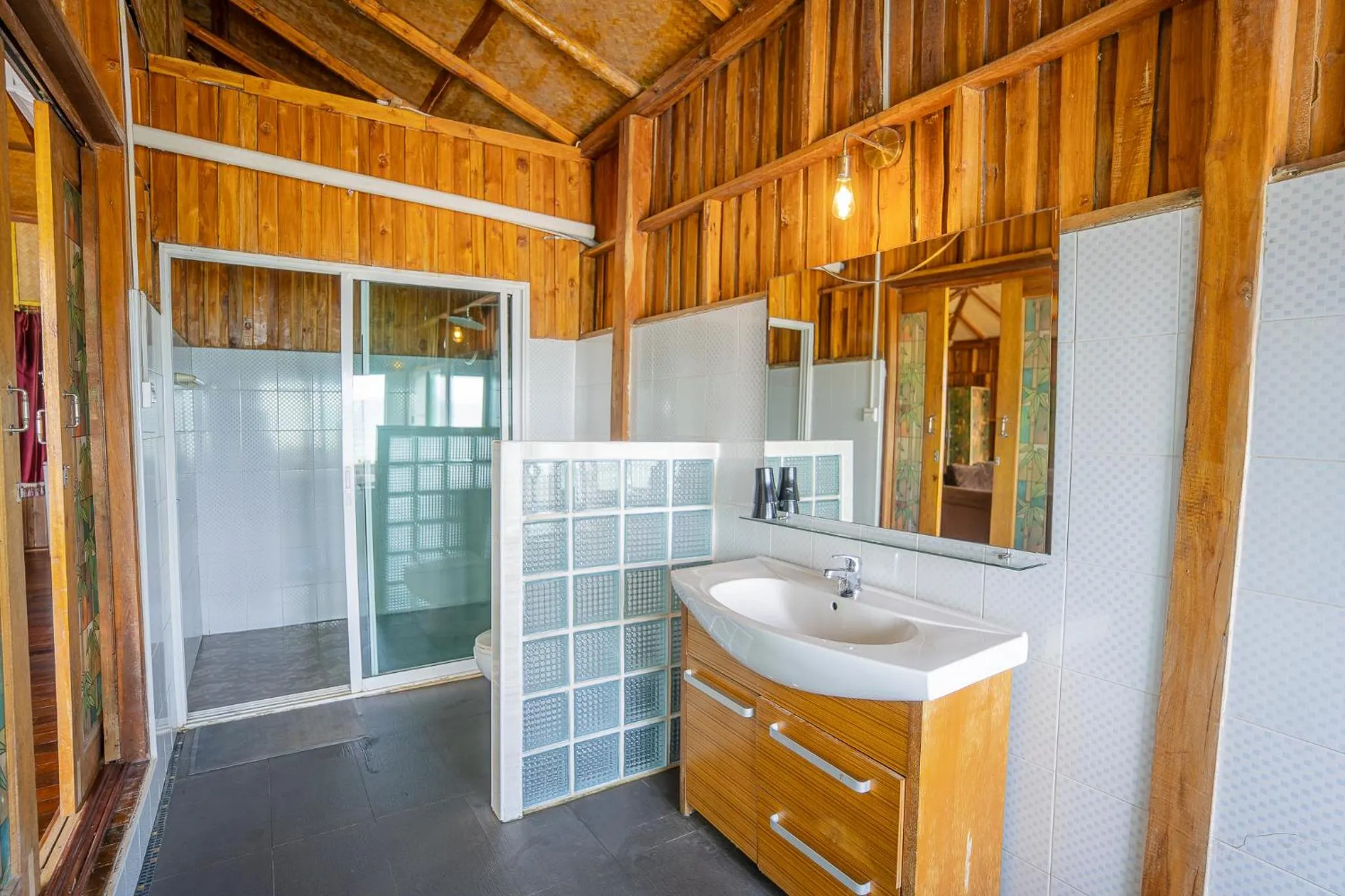 Bathroom in Koh Jum Resort